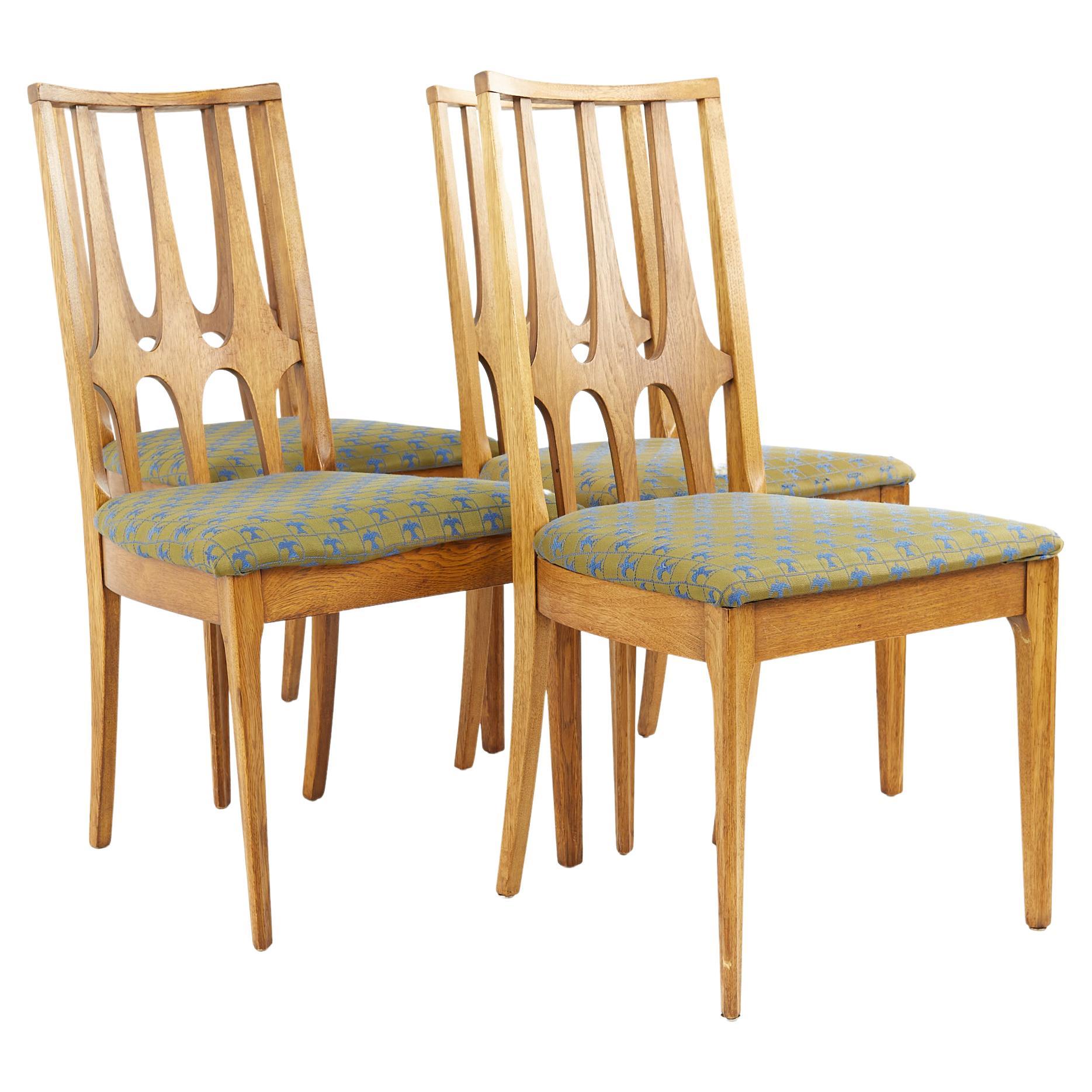 Broyhill Brasilia Mid Century Dining Chairs, Set of 5 For Sale at 1stDibs