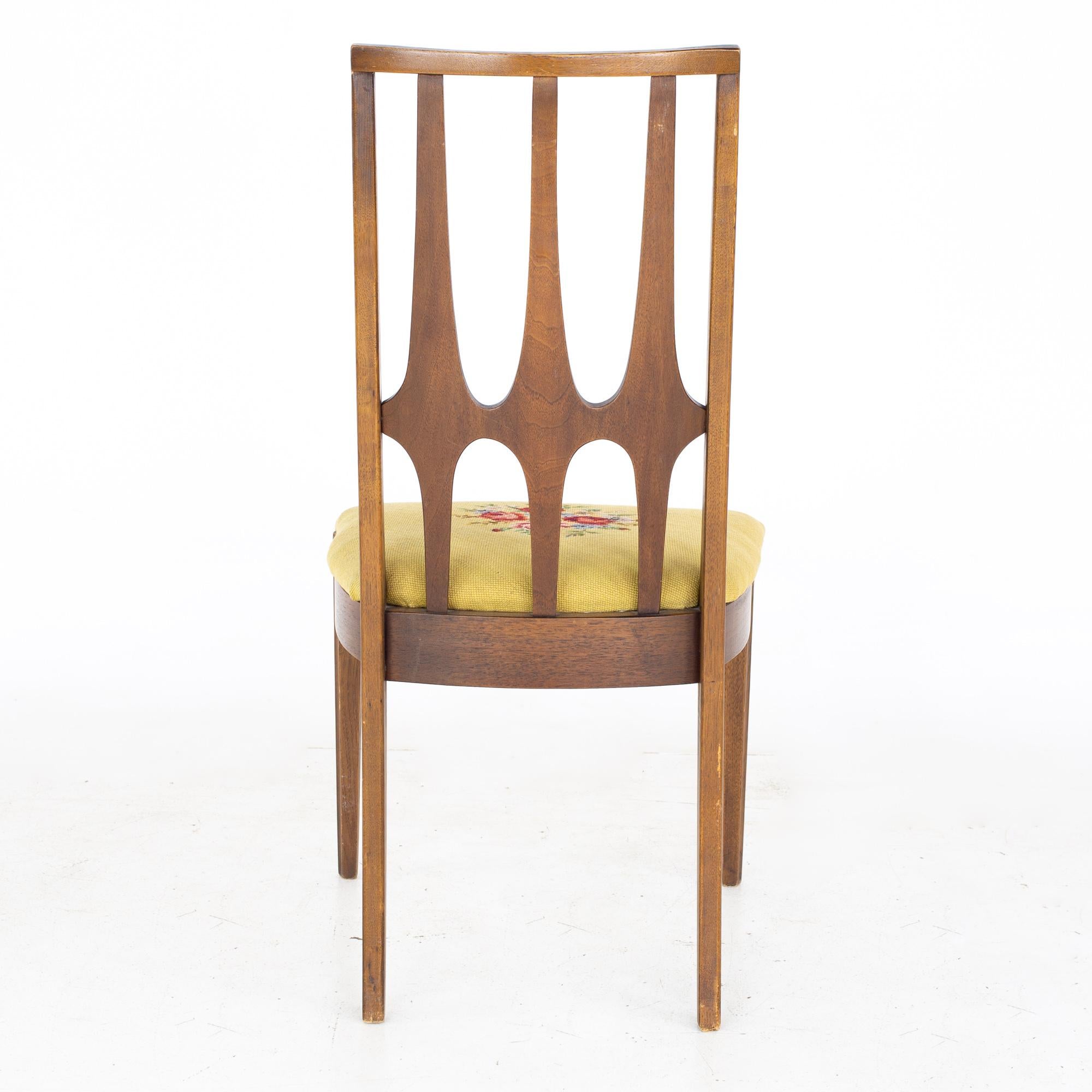 Broyhill Brasilia Brutalist Mid Century Walnut Dining Chairs, Set of 6 For Sale 5