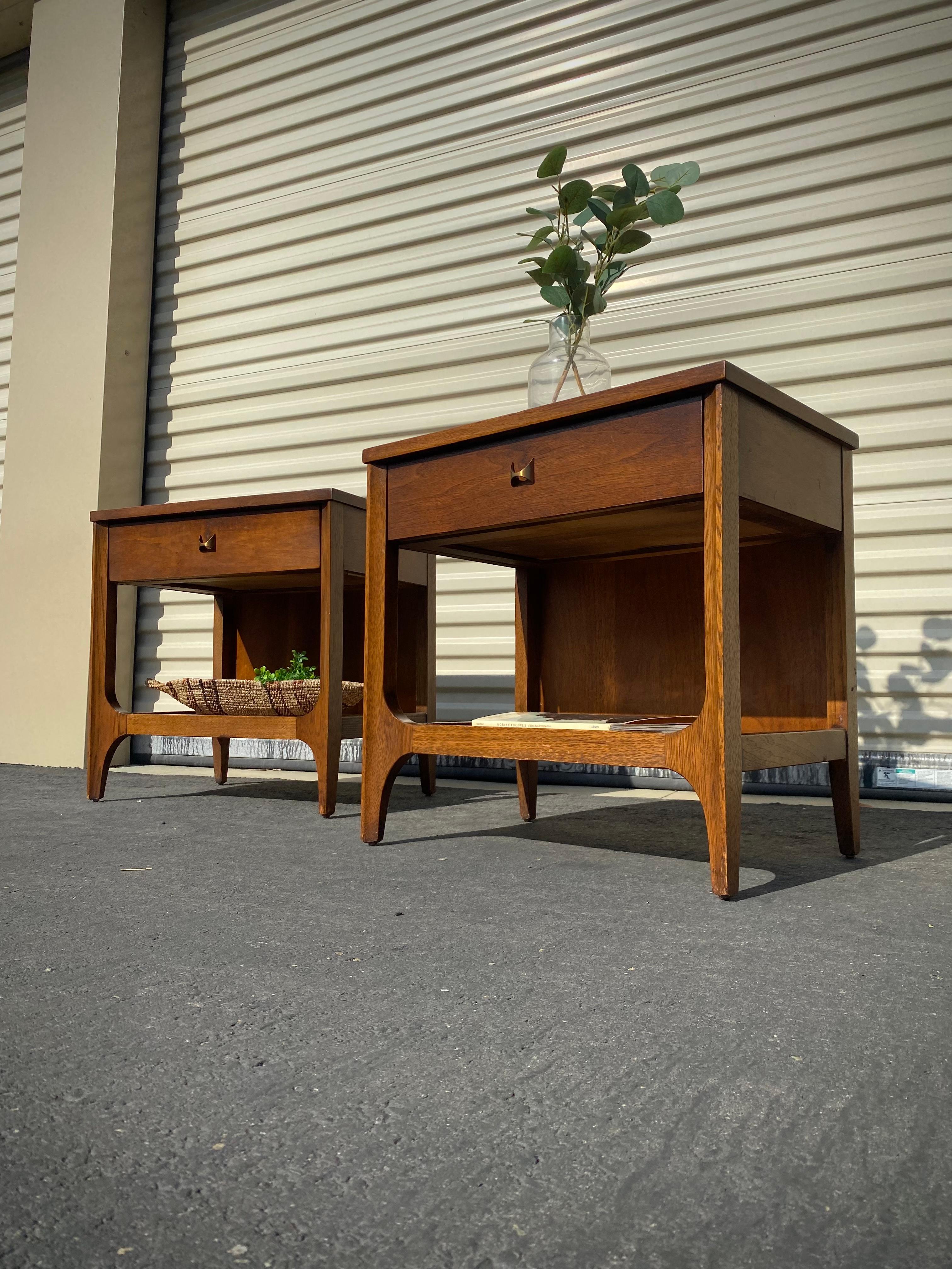 Broyhill Brasilia Brutalist Mid Century Walnut Nightstands, Pair 11