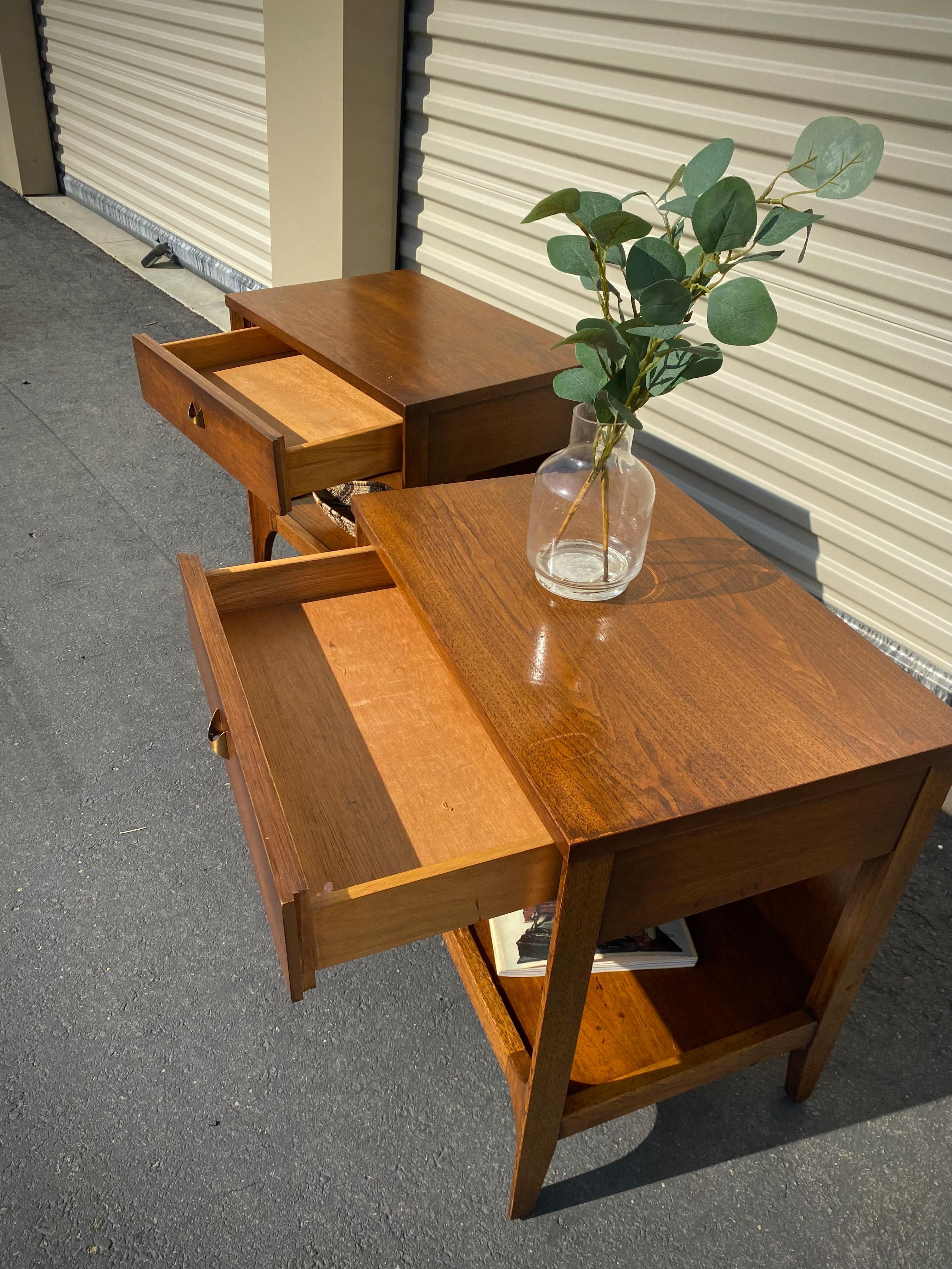 Broyhill Brasilia Brutalist Mid Century Walnut Nightstands, Pair 2