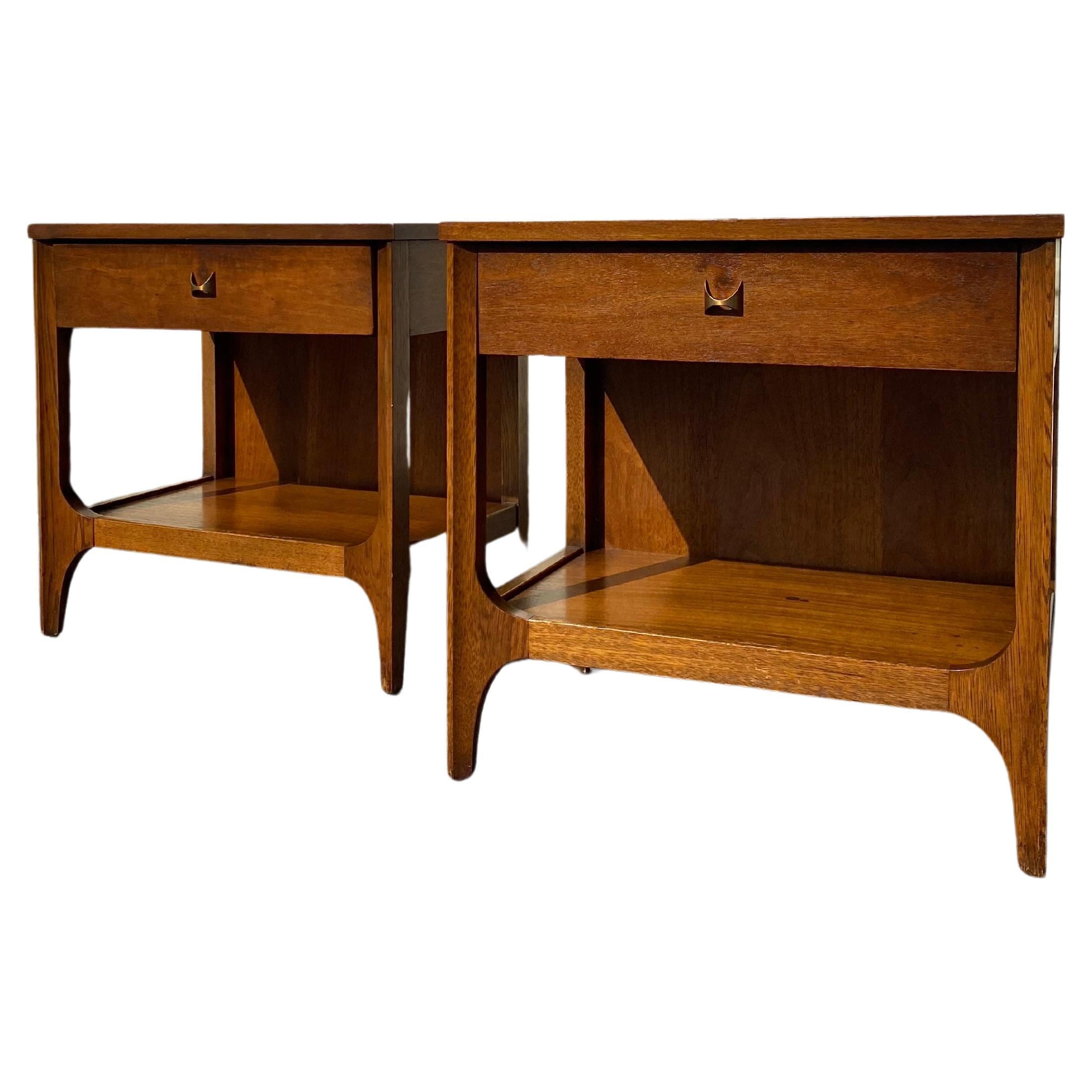 Broyhill Brasilia Brutalist Mid Century Walnut Nightstands, Pair