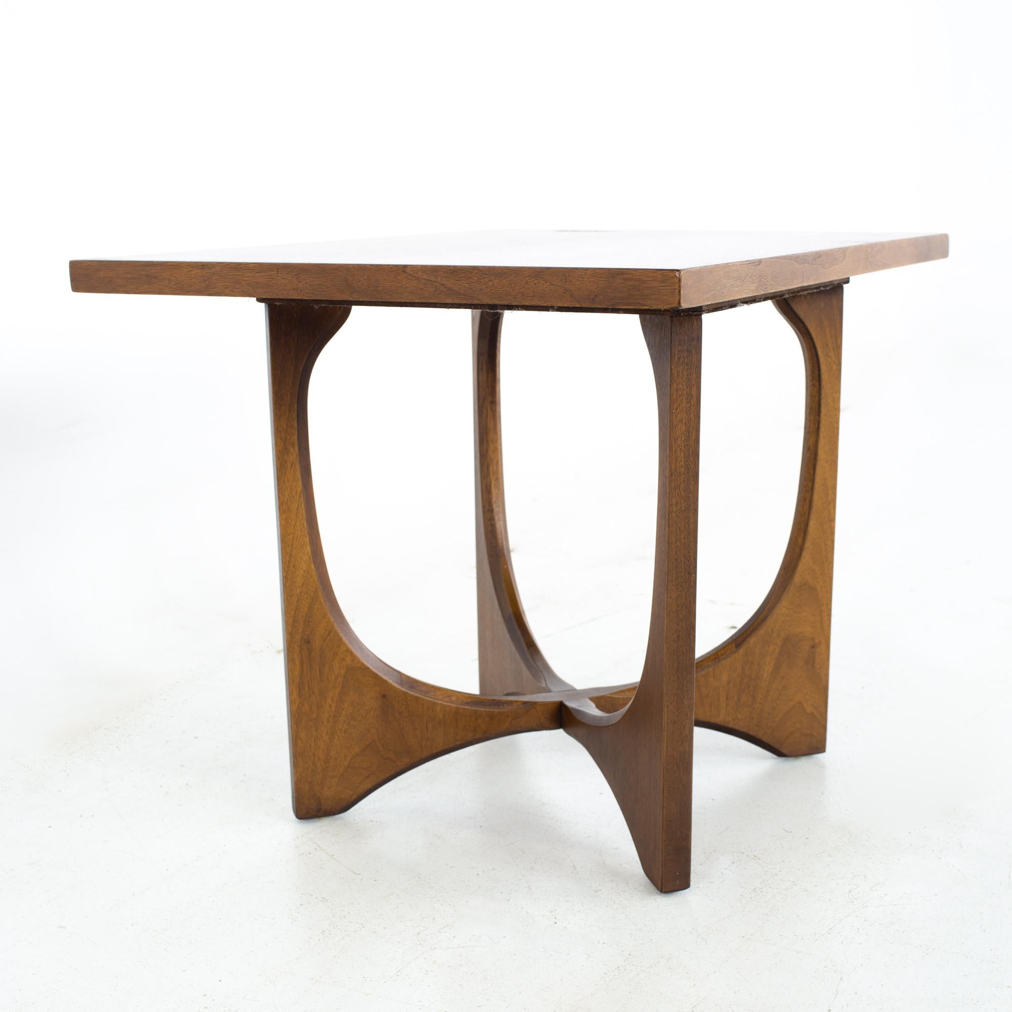 broyhill brasilia table