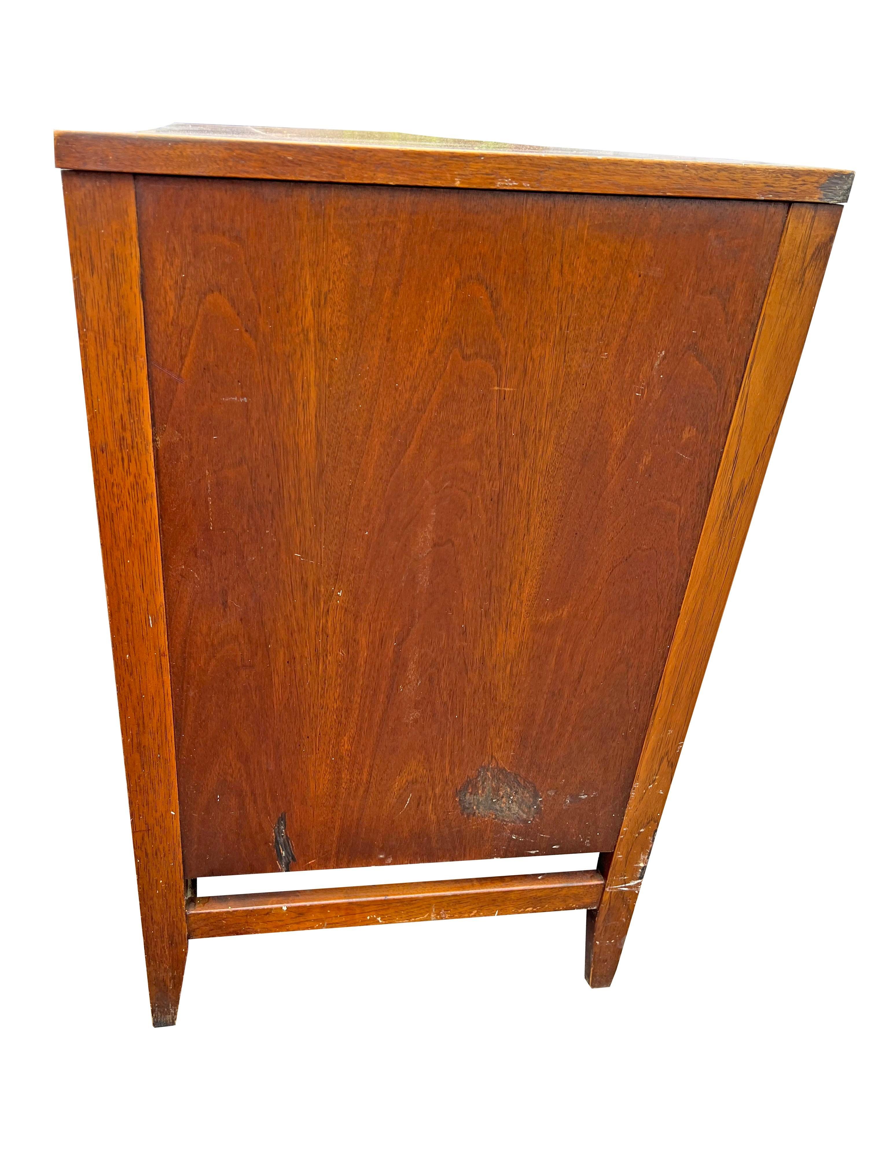 Broyhill Brasilia Credenza in Vintage Modern Style For Sale 3