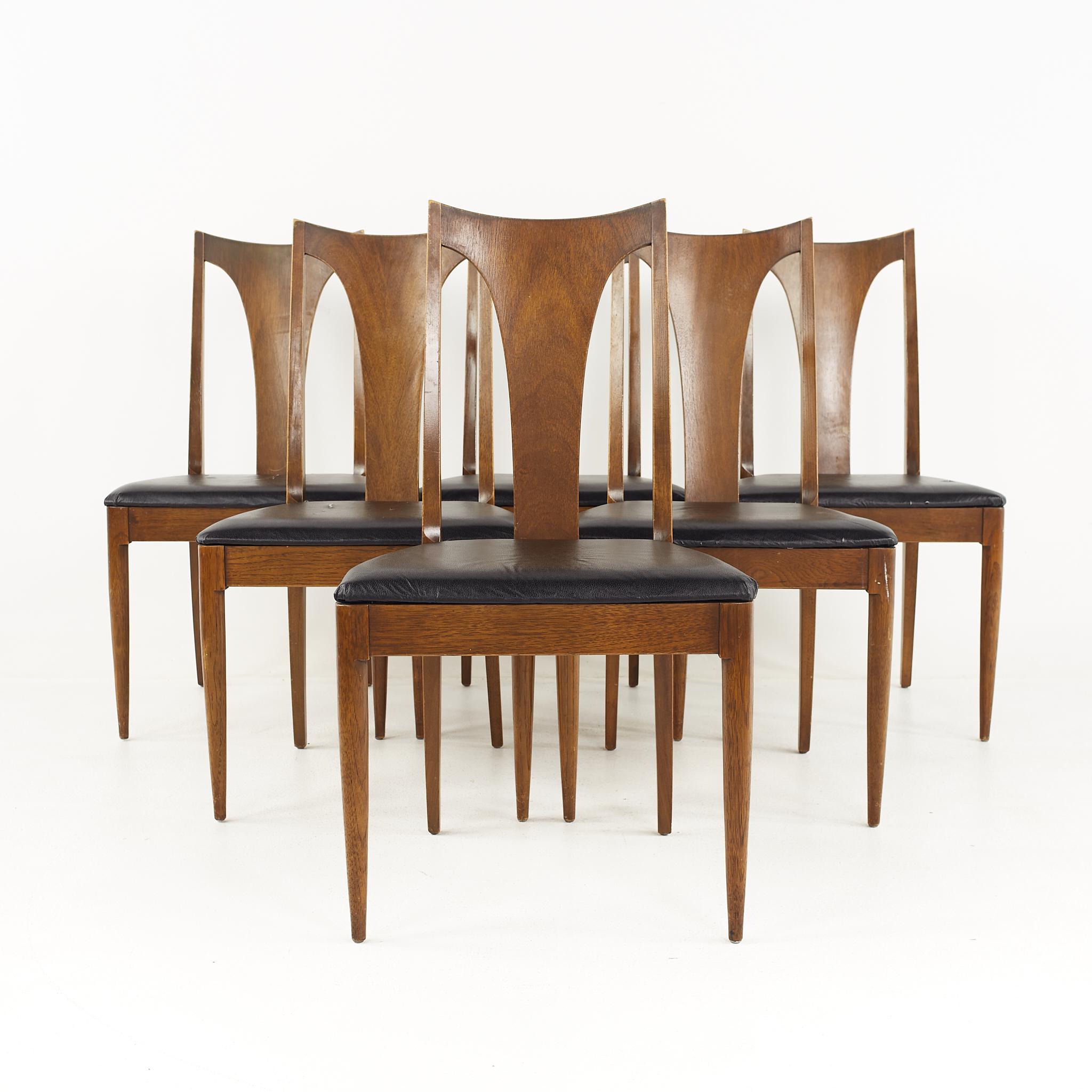 Broyhill Brasilia II mid century dining chairs - set of 6

Each chair measures: 20.5 wide x 20 deep x 37 inches high

All pieces of furniture can be had in what we call restored vintage condition. That means the piece is restored upon purchase