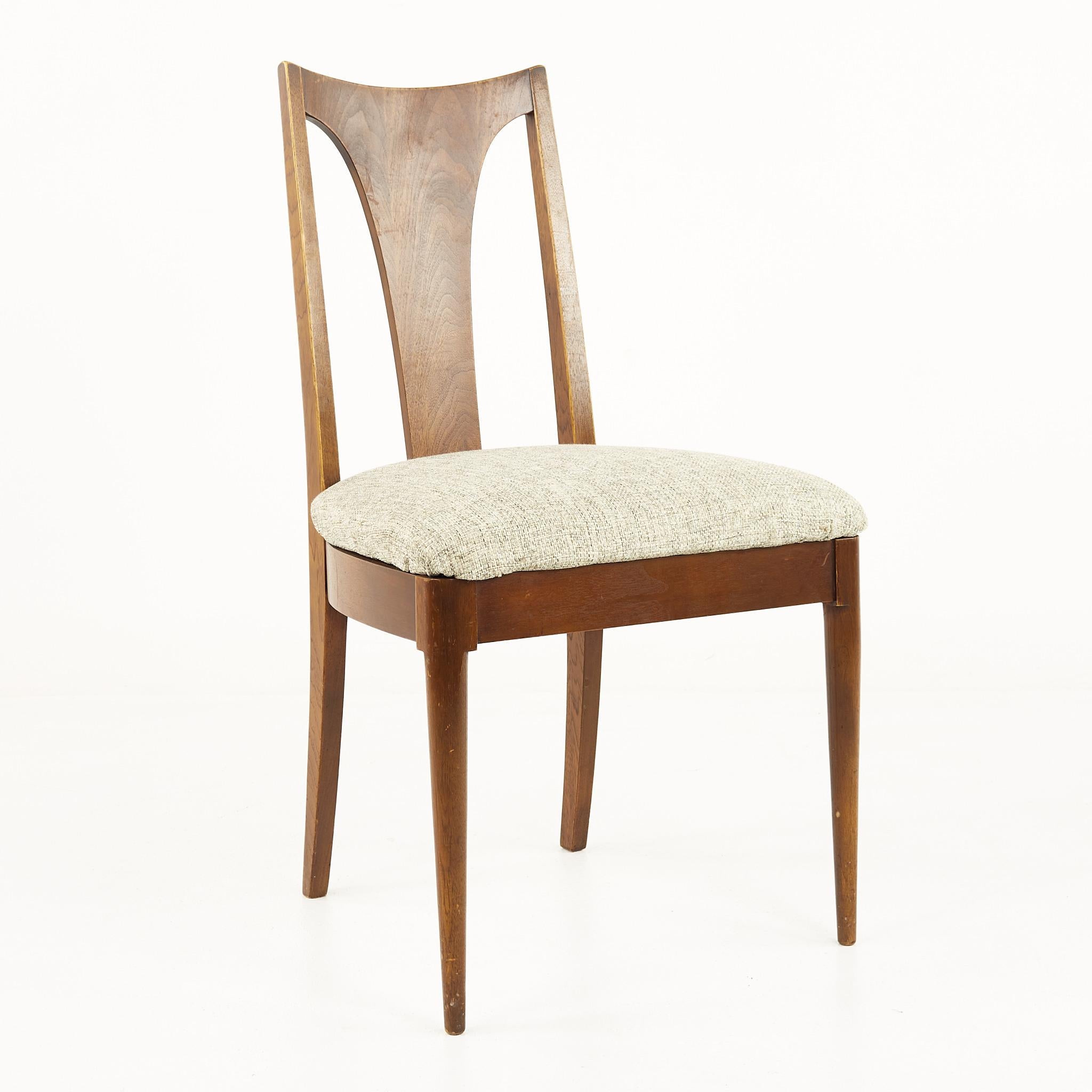 broyhill brasilia chairs