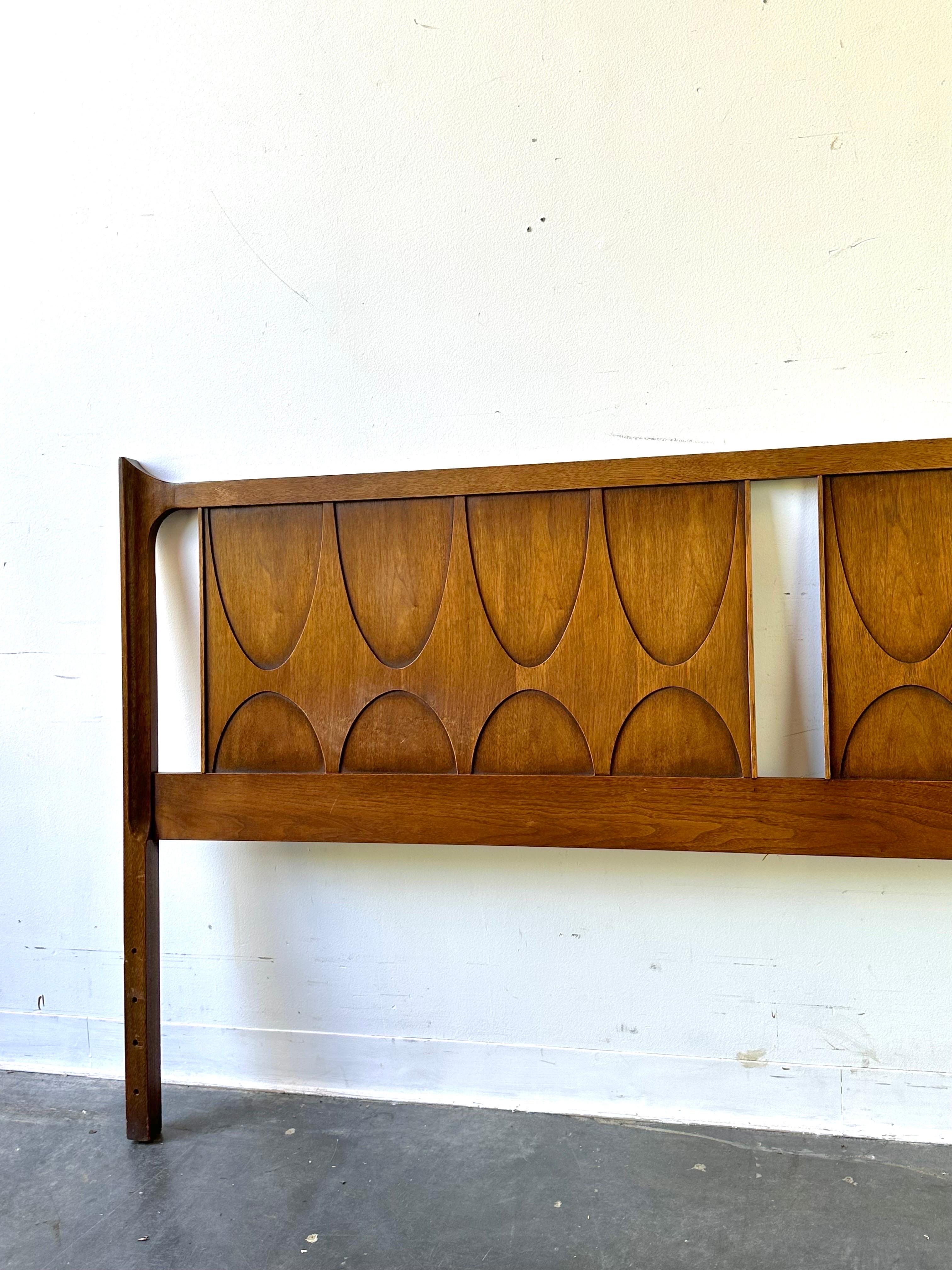 broyhill brasilia king headboard