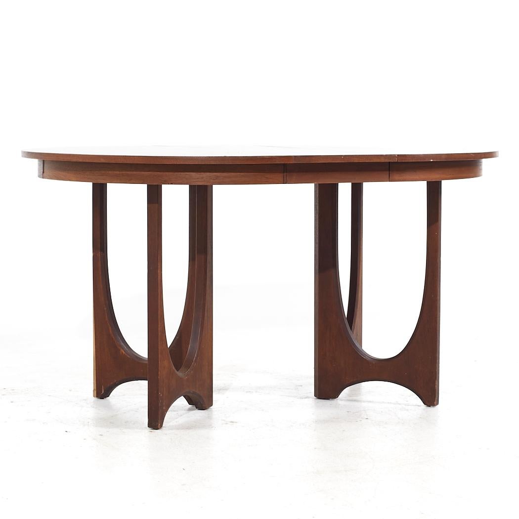 Broyhill Brasilia MCM Walnut Expanding Pedestal Dining Table with 3 ...