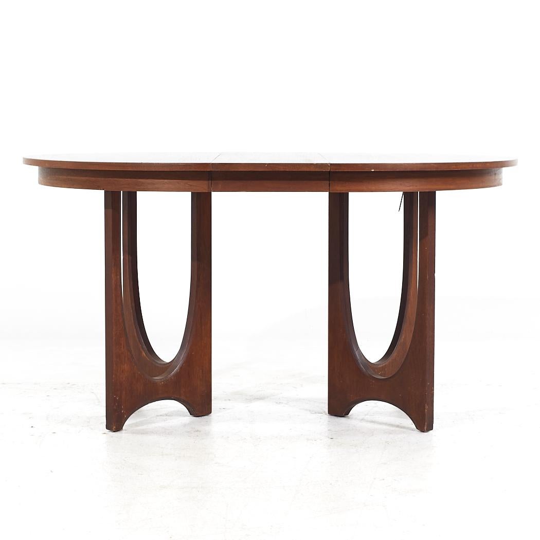 Broyhill Brasilia MCM Walnut Expanding Pedestal Dining Table with 3 ...