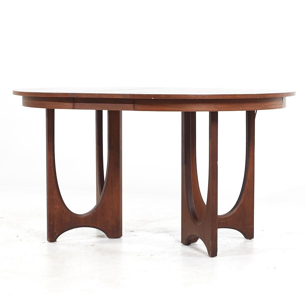 Broyhill Brasilia MCM Walnut Expanding Pedestal Dining Table with 3 ...