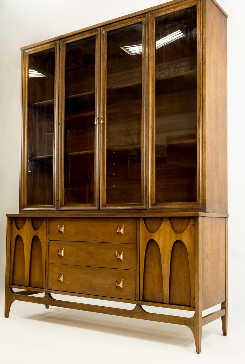 broyhill brasilia hutch