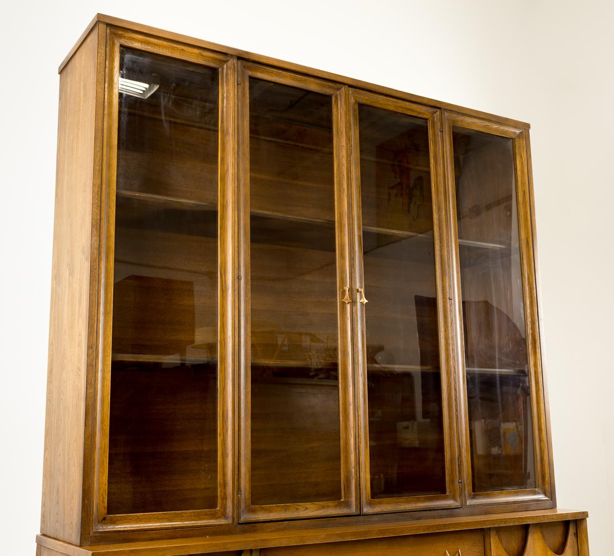 Mid-Century Modern Broyhill Brasilia Mid Century Buffet and Hutch