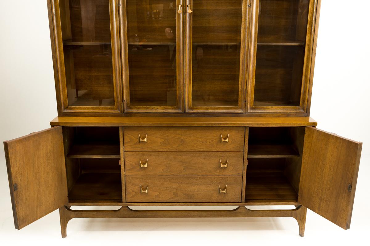 Late 20th Century Broyhill Brasilia Mid Century Buffet and Hutch