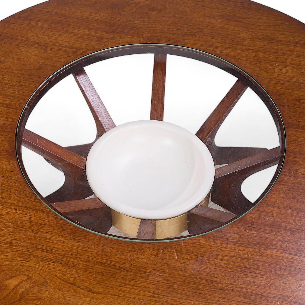 Broyhill Brasilia Mid Century Cathedral Walnut Coffee Table For Sale 1