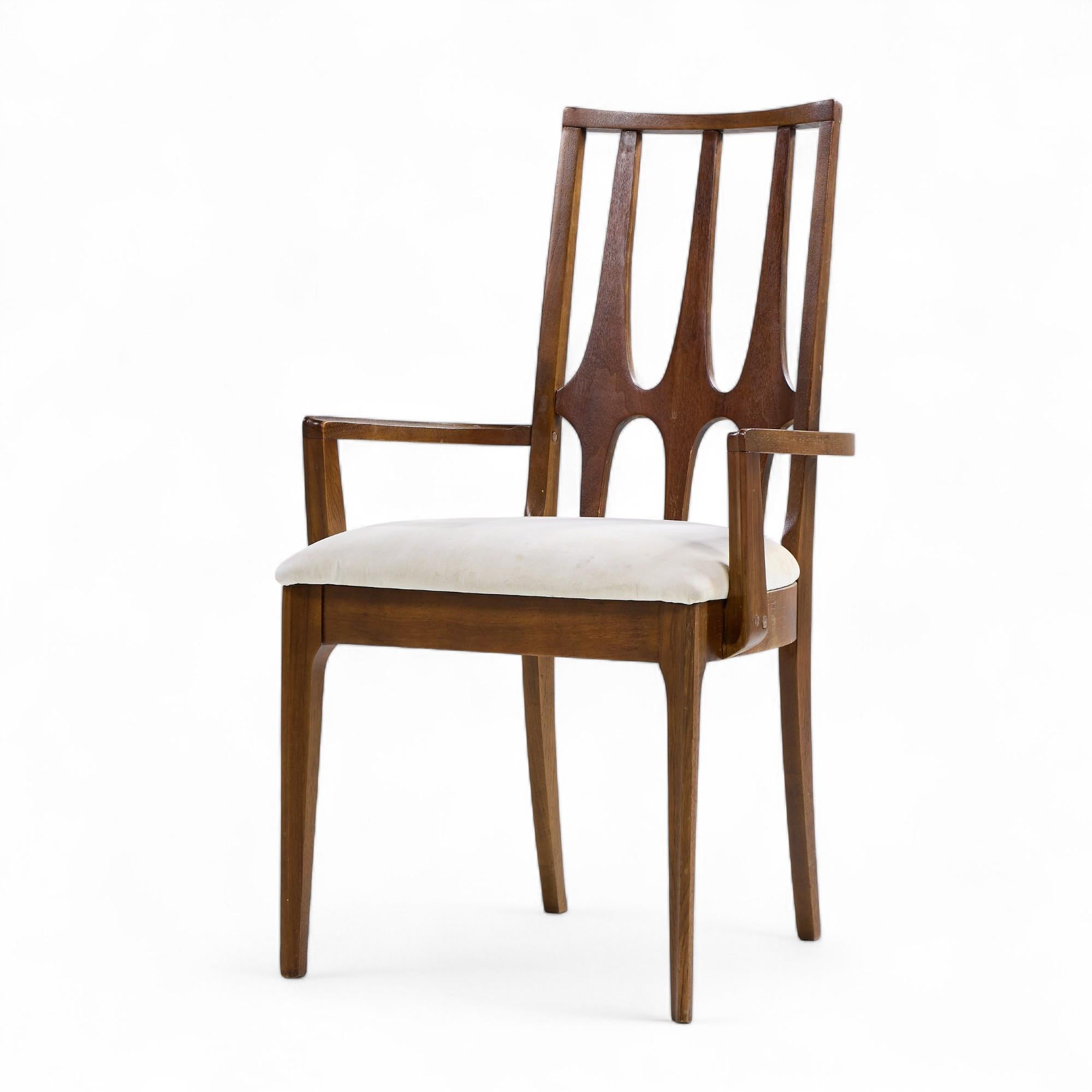 Broyhill Brasilia - Set di 6 sedie da pranzo del Medioevo in vendita 5