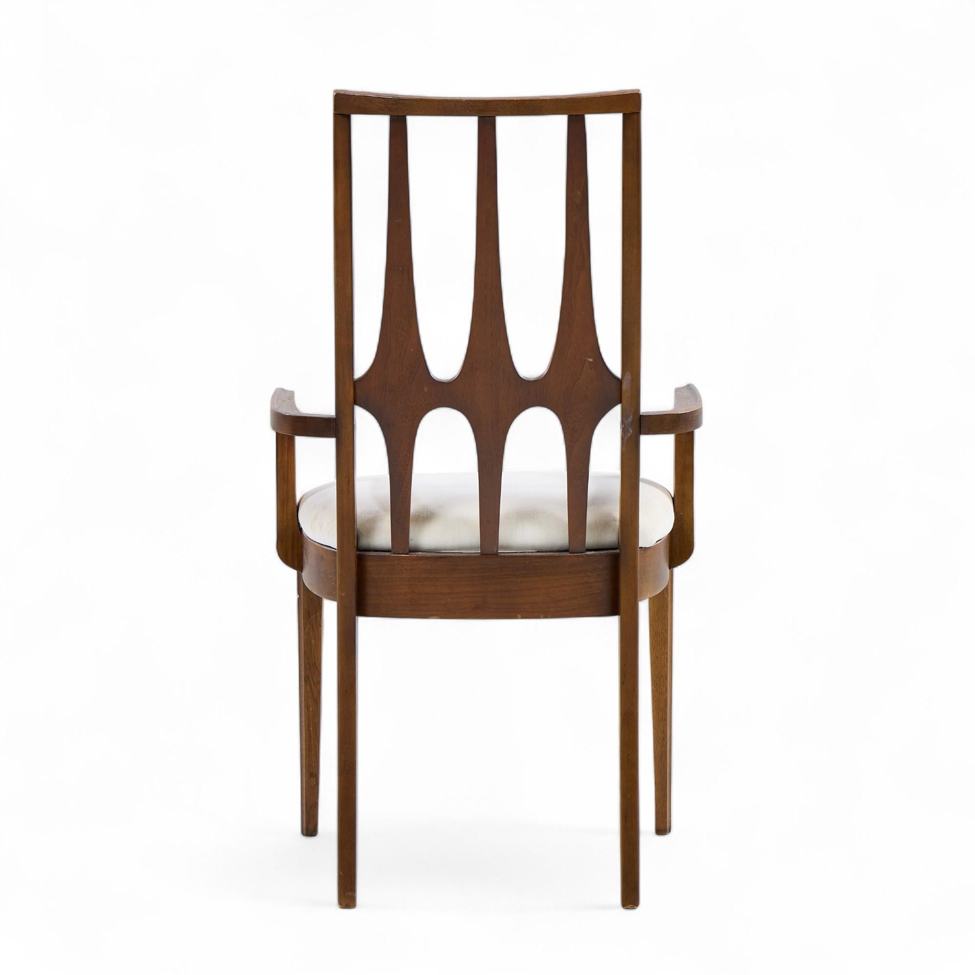 Broyhill Brasilia - Set di 6 sedie da pranzo del Medioevo in vendita 7