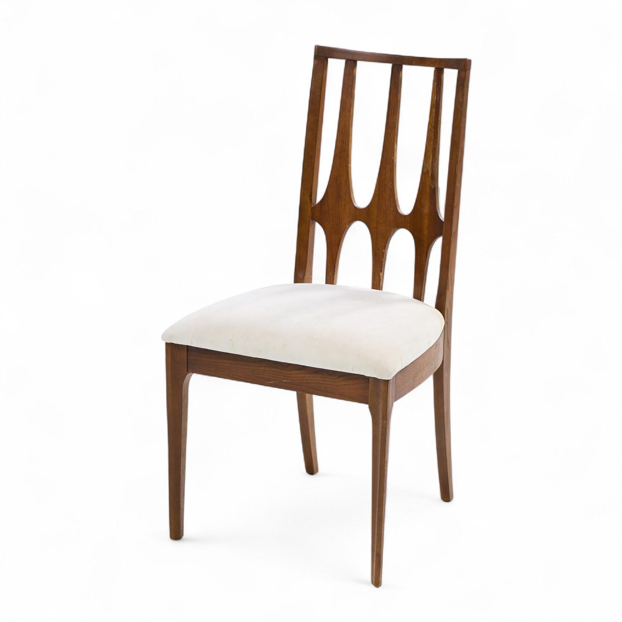 Broyhill Brasilia - Set di 6 sedie da pranzo del Medioevo in vendita 9