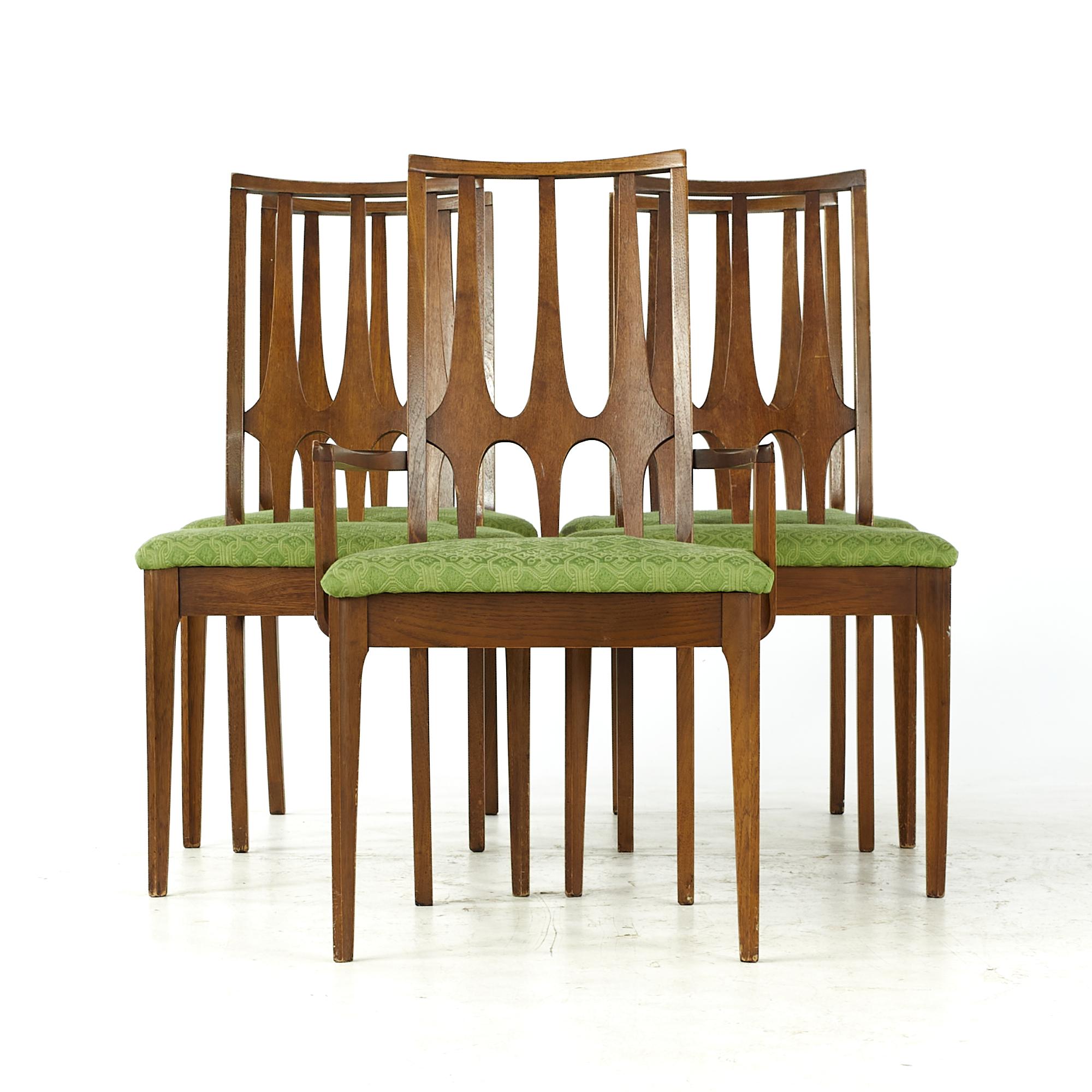 Broyhill Brasilia midcentury dining chairs with 1 captain - set of 5

Each armless chair measures: 21 wide x 20.5 deep x 37 high, with a seat height of 19 inches
The captains chair measures: 21 wide x 20.5 deep x 37 high, with a seat height of 19