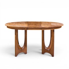 Broyhill Brasilia Mid Century Dining Table with 1 Leaf
