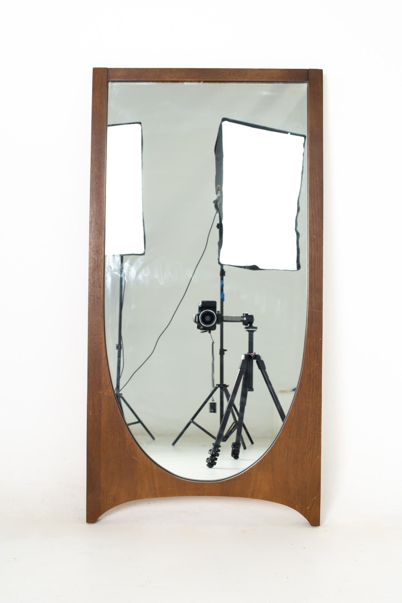 Broyhill Brasilia Mid Century mirror

Mirror measures: 21 wide x 1 deep x 57.5 inches high

?All pieces of furniture can be had in what we call restored vintage condition. That means the piece is restored upon purchase so it’s free of