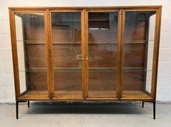 Broyhill Brasilia Mid-Century Modern Glass Display Hutch