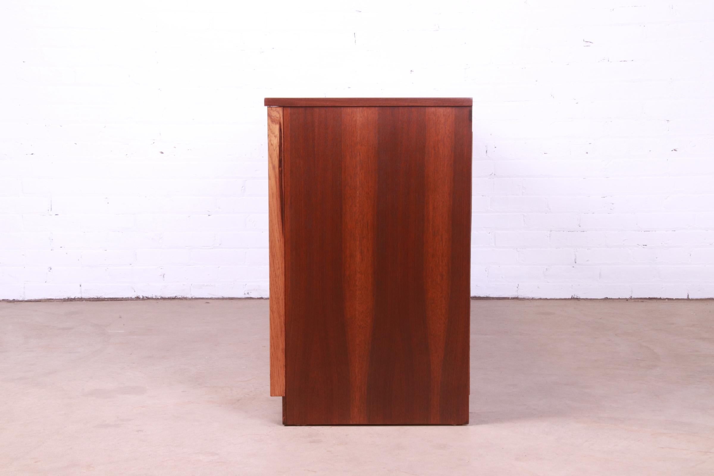 Broyhill Brasilia Mid-Century Modern Sculpted Walnut Dresser or Credenza, 1960s 10