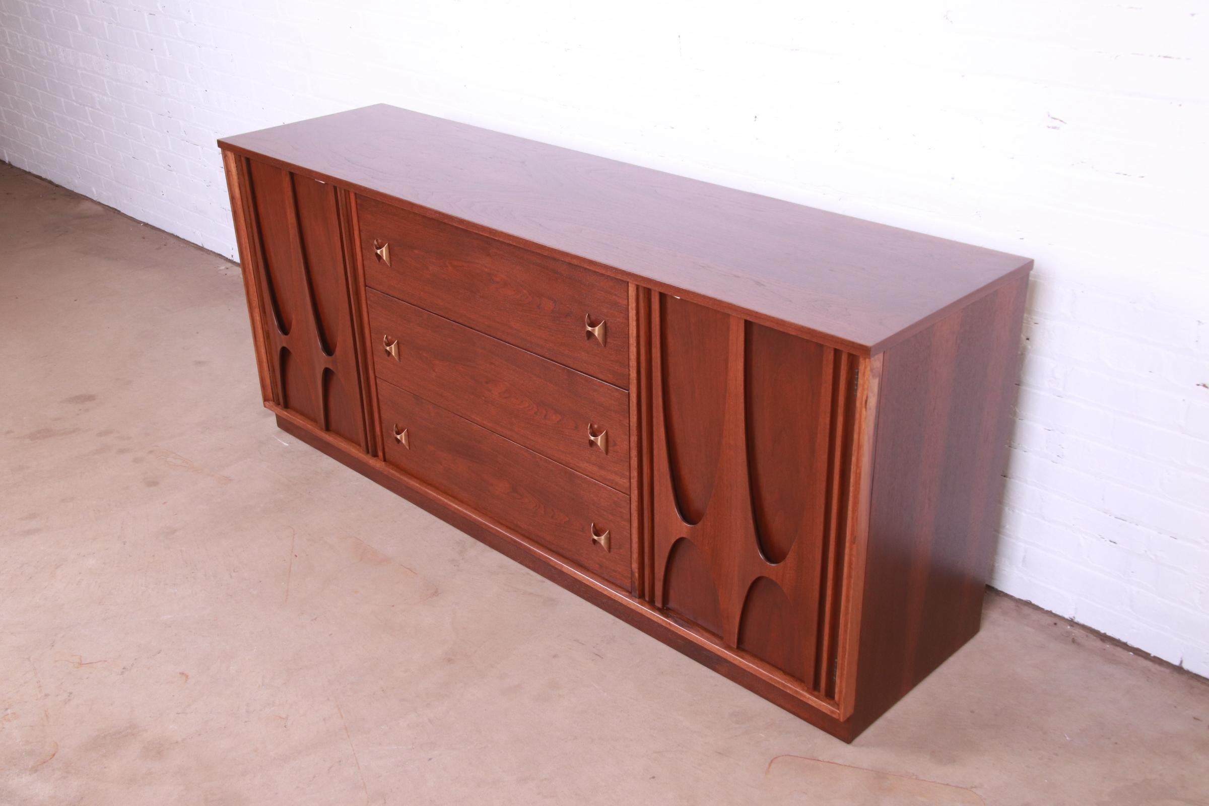 brasilia credenza