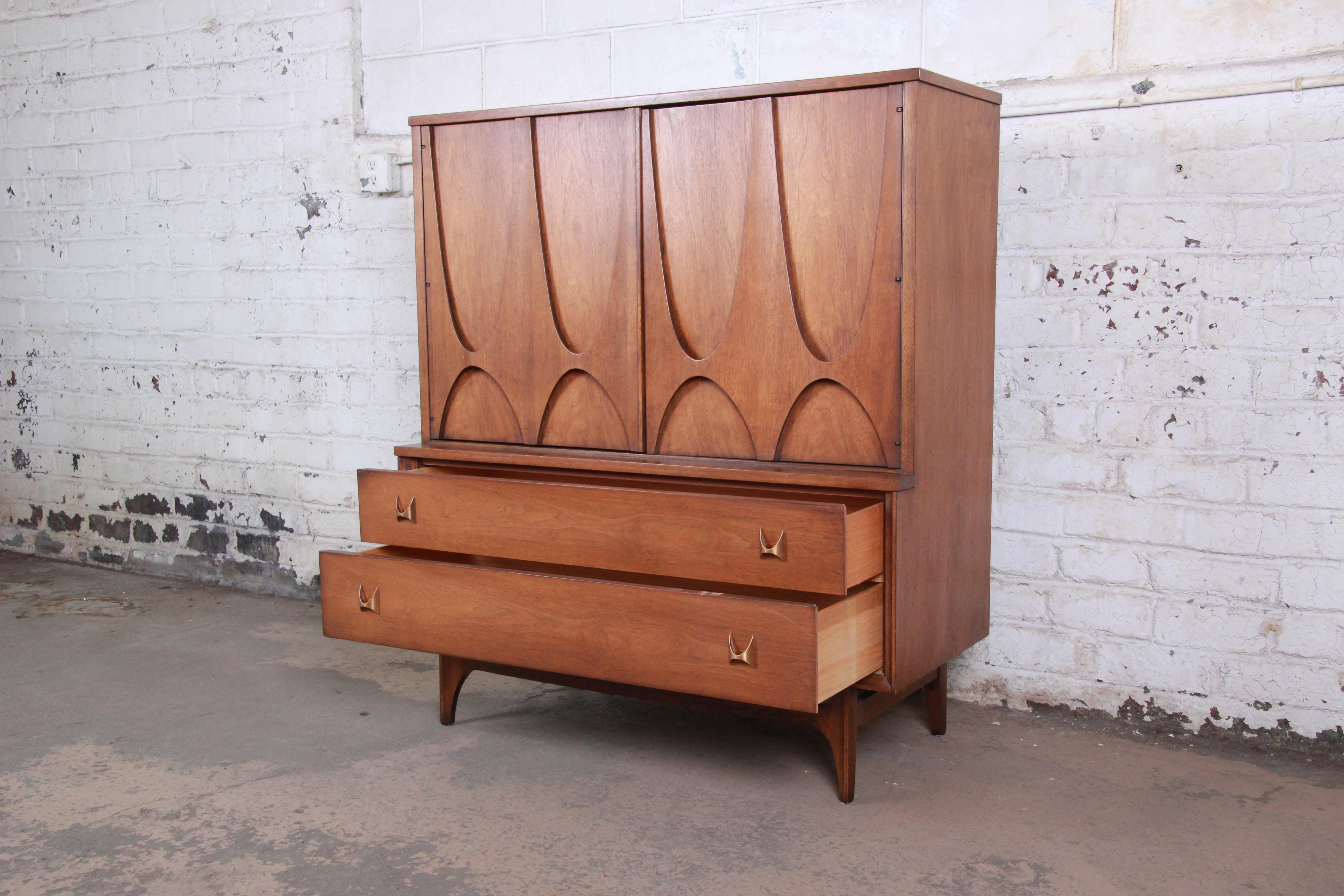 Mid-20th Century Broyhill Brasilia Mid-Century Modern Sculpted Walnut Gentleman's Chest