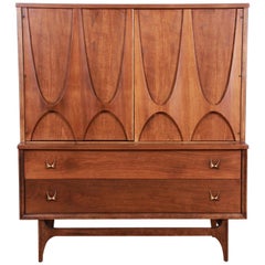 Broyhill Brasilia Mid-Century Modern Sculpted Walnut Gentleman's Chest