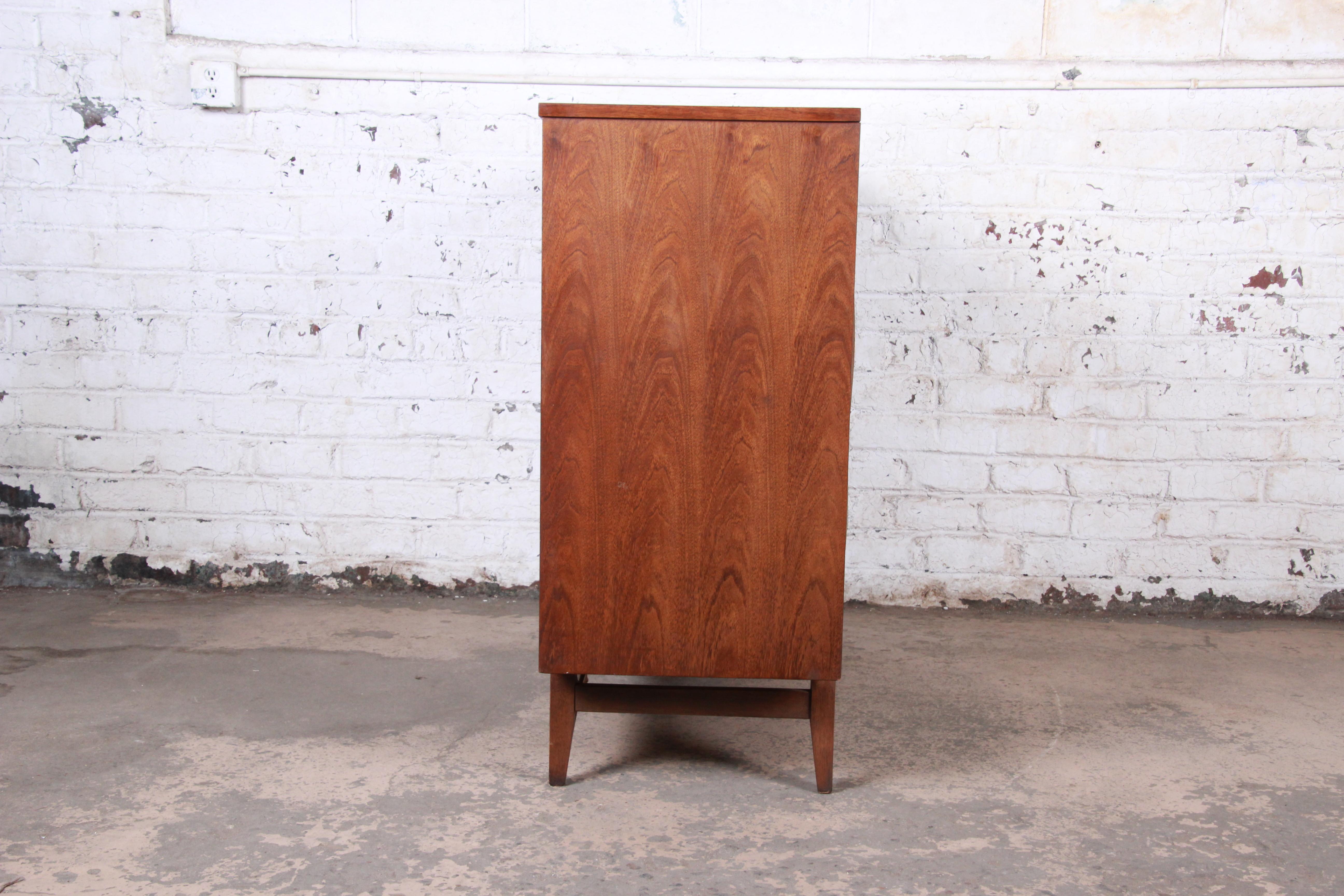 Broyhill Brasilia Mid-Century Modern Sculpted Walnut Magna Dresser Chest, 1964 6