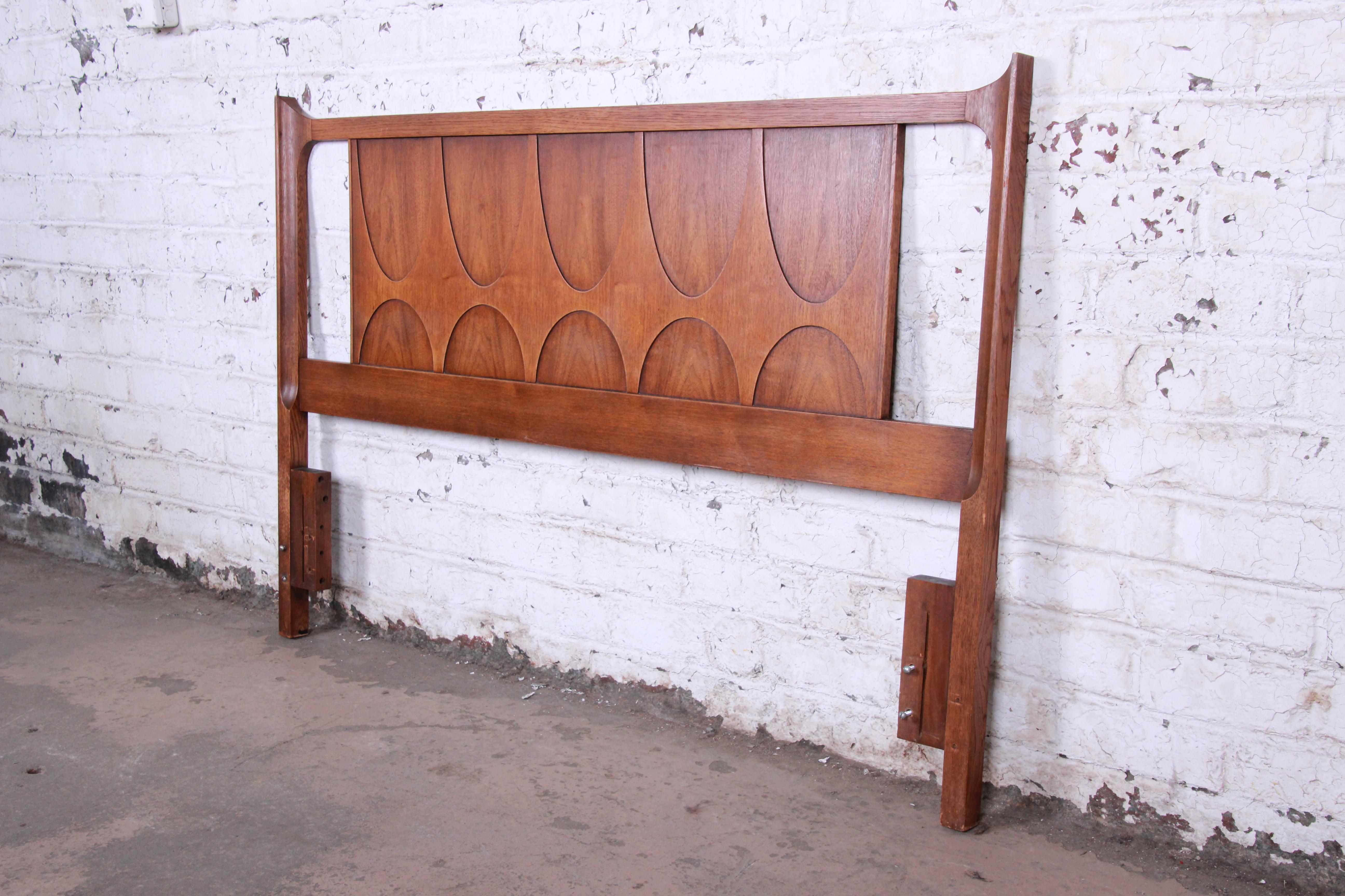 broyhill headboard