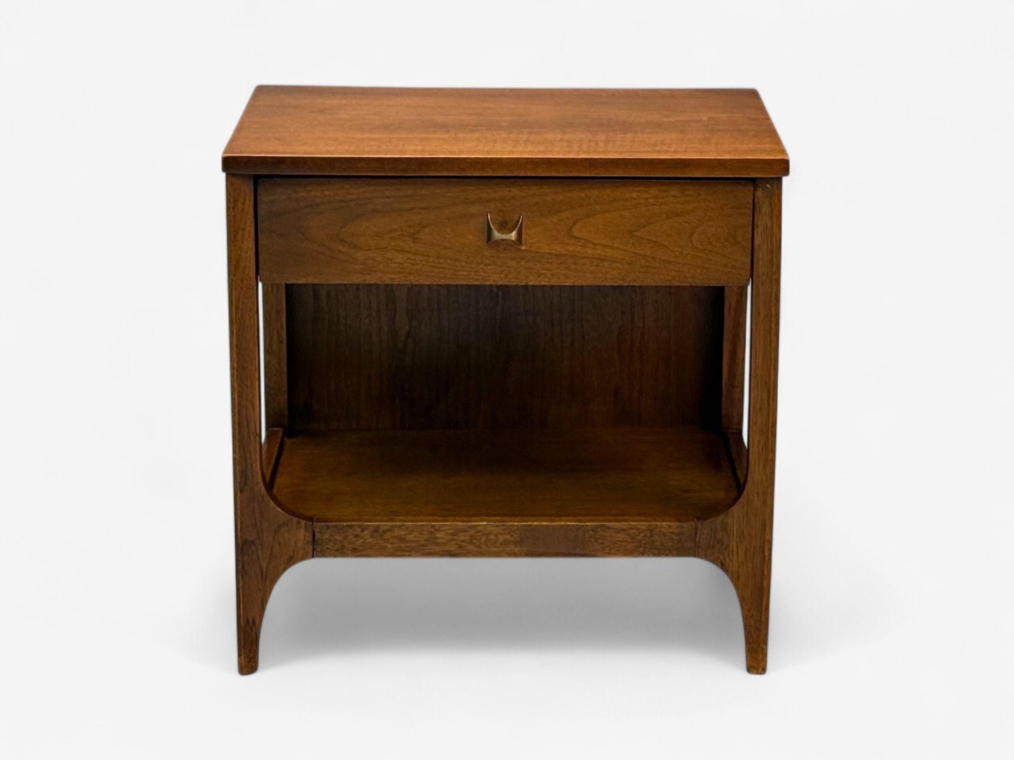 Mid-20th Century Broyhill Brasilia, Mid-Century Modern, Walnut, Brass, Nightstands, USA, 1960s