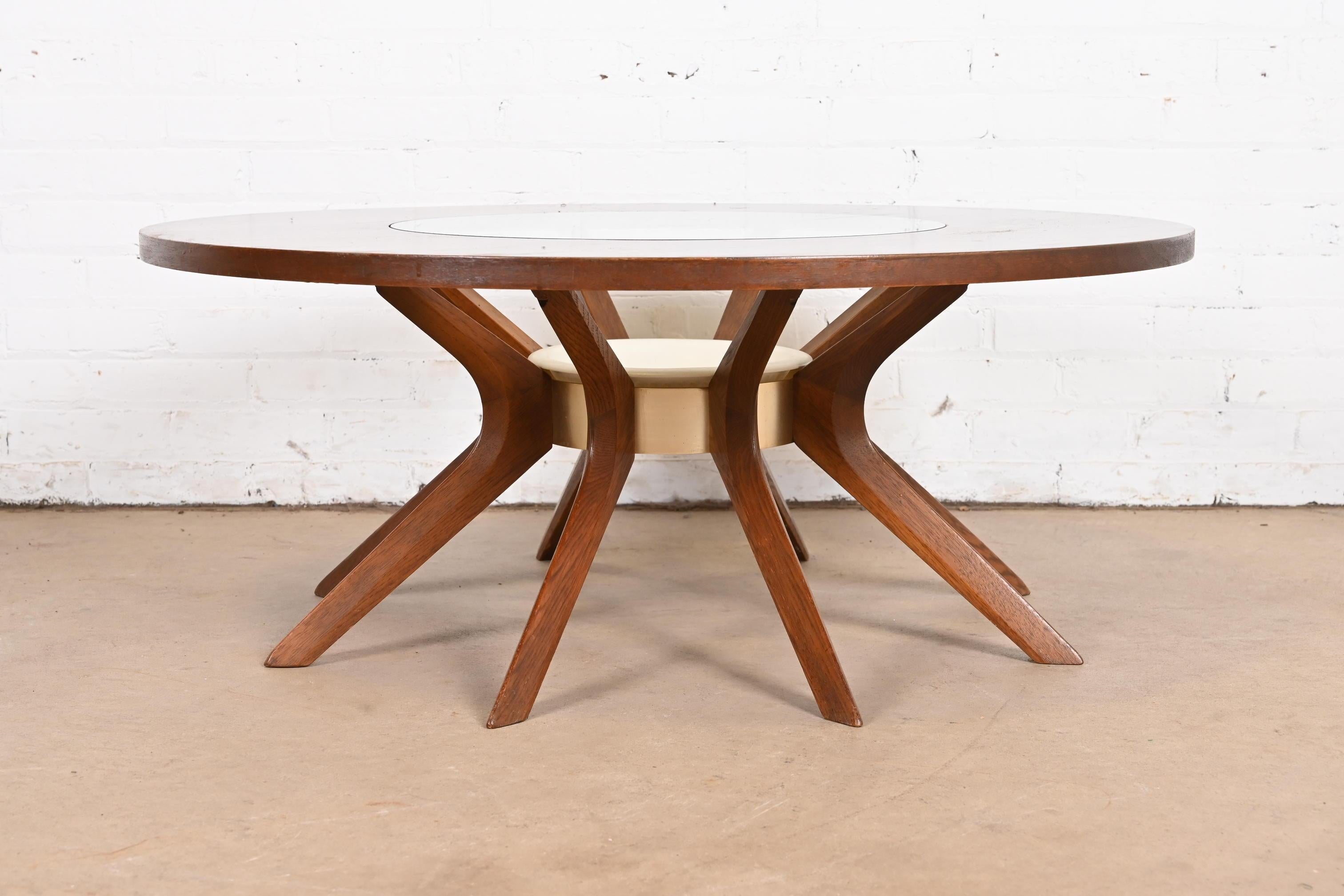 Broyhill Brasilia Mid-Century Modern Walnut Cathedral Coffee Table, 1962 1