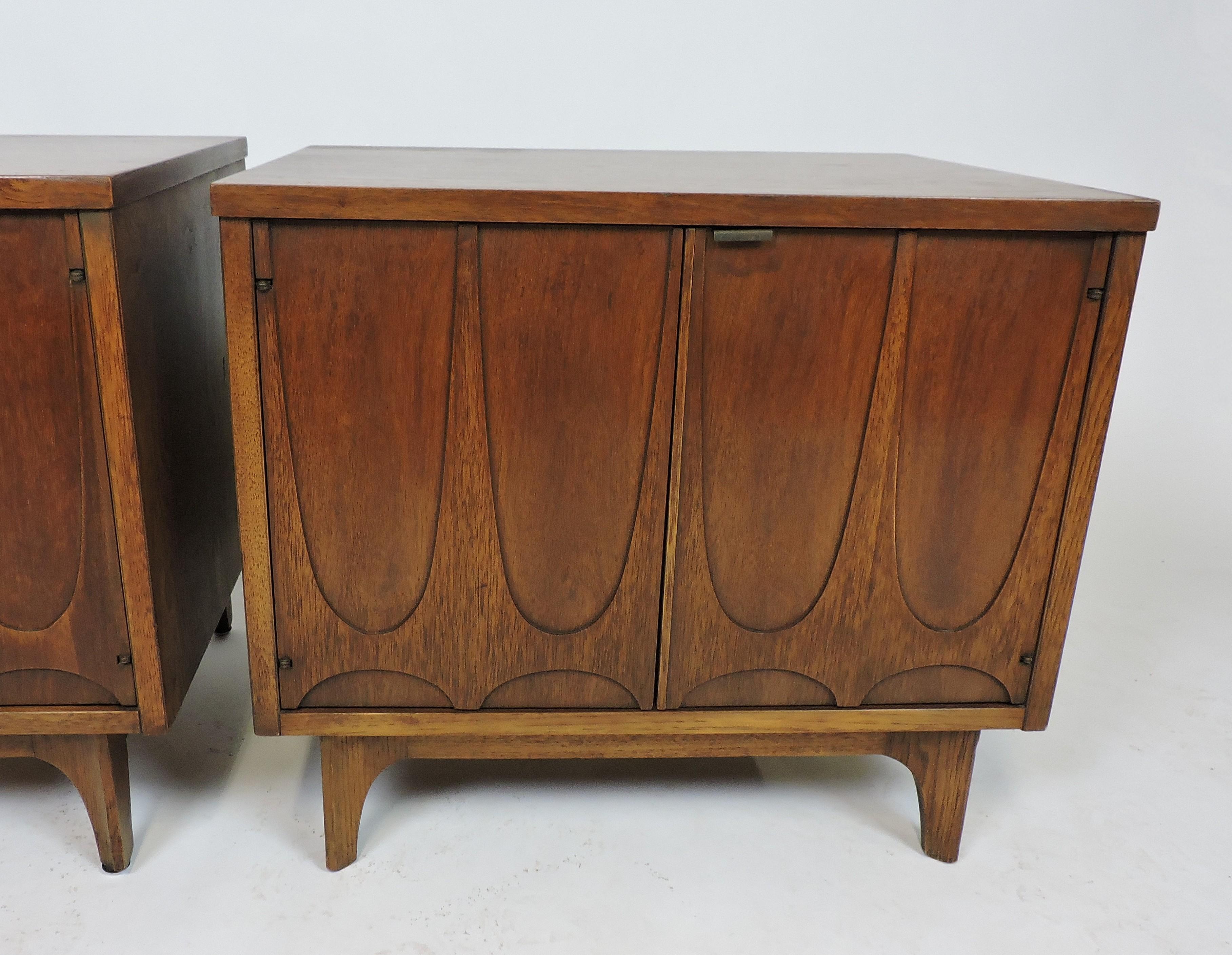 broyhill nightstand discontinued