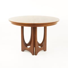 Broyhill Brasilia Mid Century Pedestal Base Walnut Dining Table with 3 Leaves