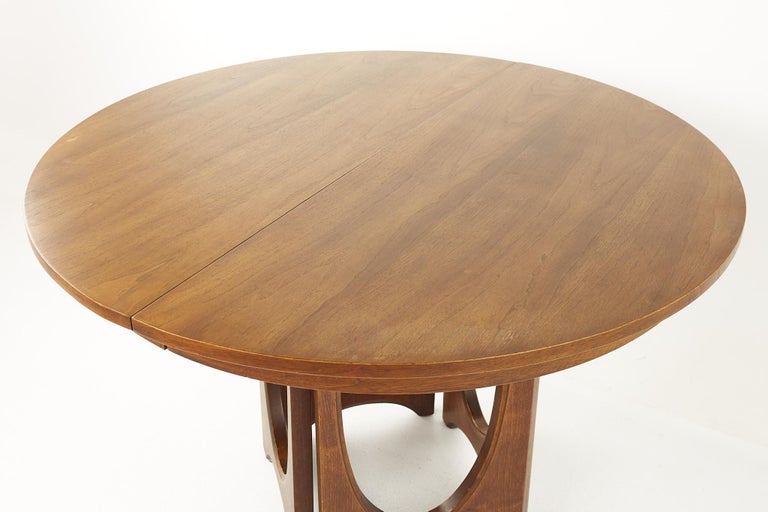 Broyhill Brasilia Mid Century Pedestal Base Walnut Dining Table with 3 ...