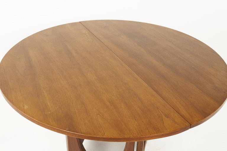 Broyhill Brasilia Mid Century Pedestal Base Walnut Dining Table with 3 ...