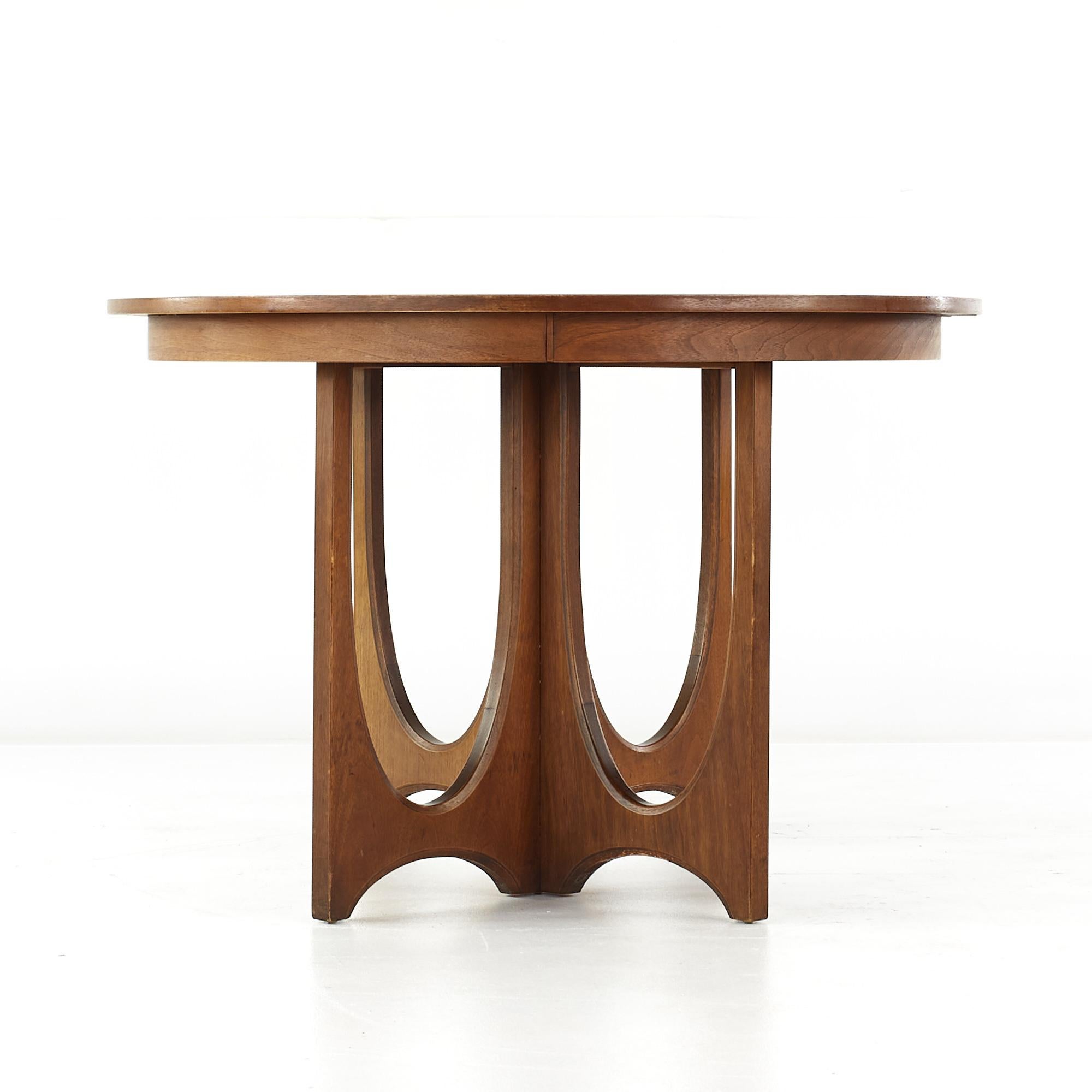 Mid-Century Modern Broyhill Brasilia Mid-Century Pedestal Dining Table with 1 Leaf