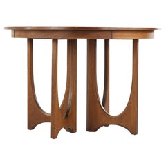 Broyhill Brasilia Mid-Century Pedestal Dining Table with 1 Leaf