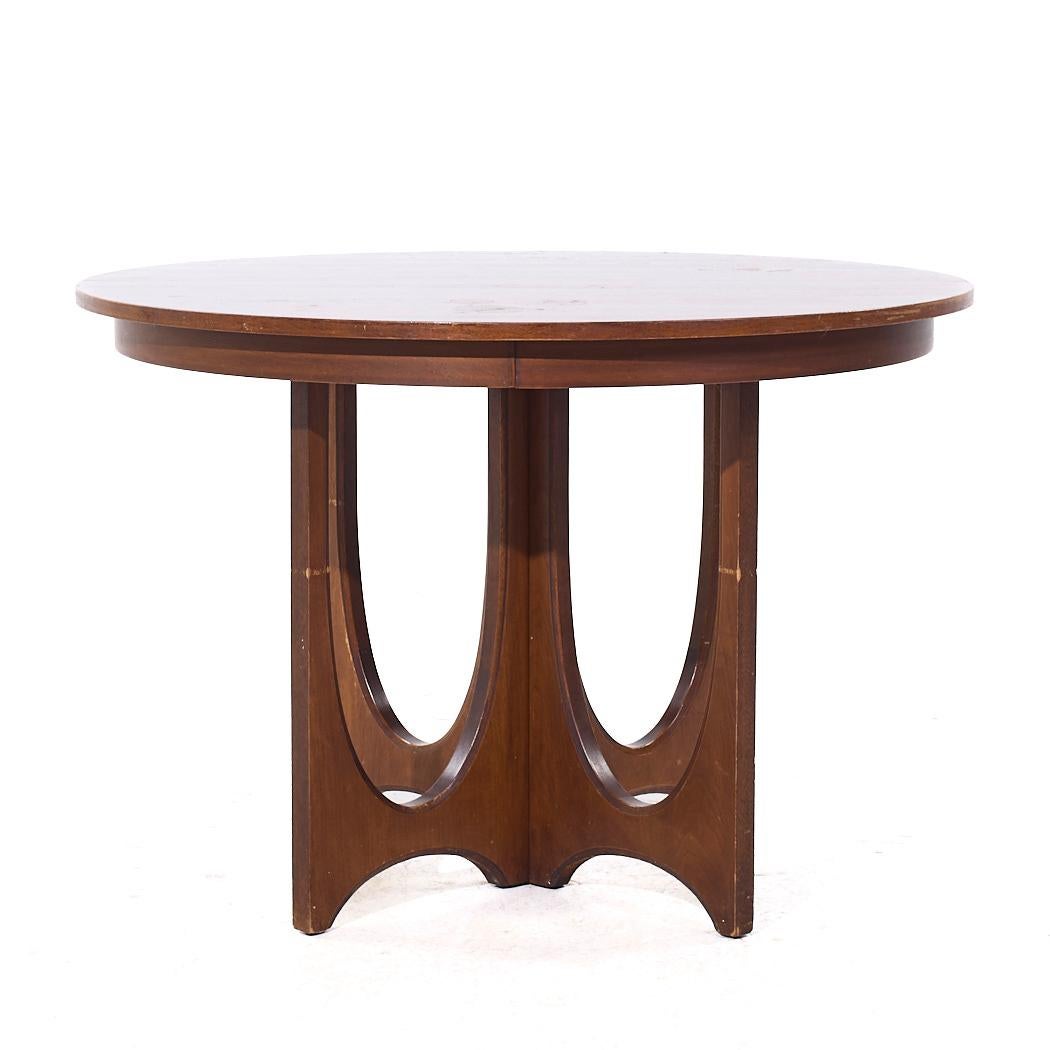 Late 20th Century Broyhill Brasilia Mid Century Round Walnut Expanding Dining Table with 3 Leaves For Sale