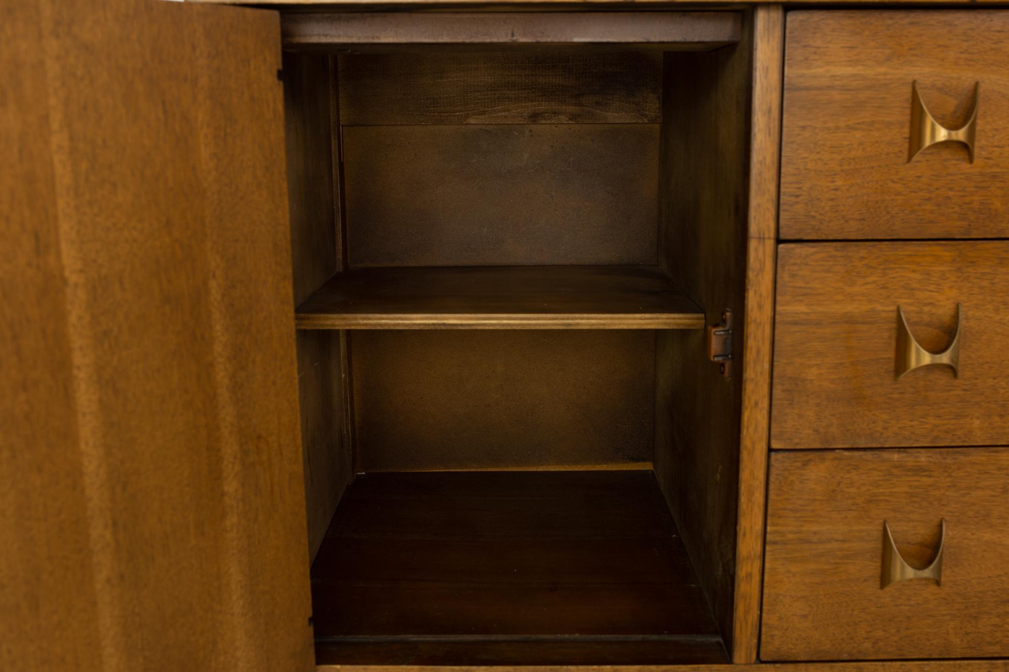 Brass Broyhill Brasilia Mid Century Sideboard Buffet Credenza