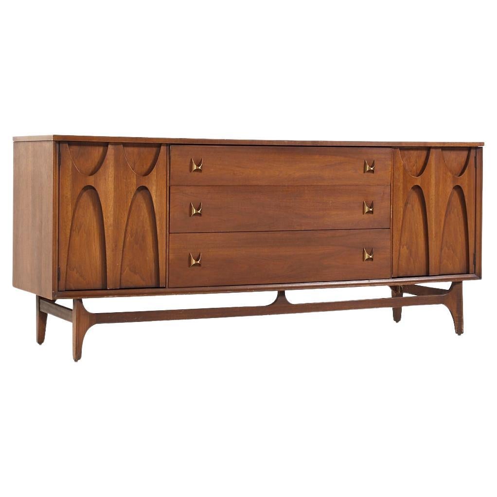 SOLD 04/08/24 Broyhill Brasilia Mid Century Walnut 9 Drawer Long Lowboy Dresser