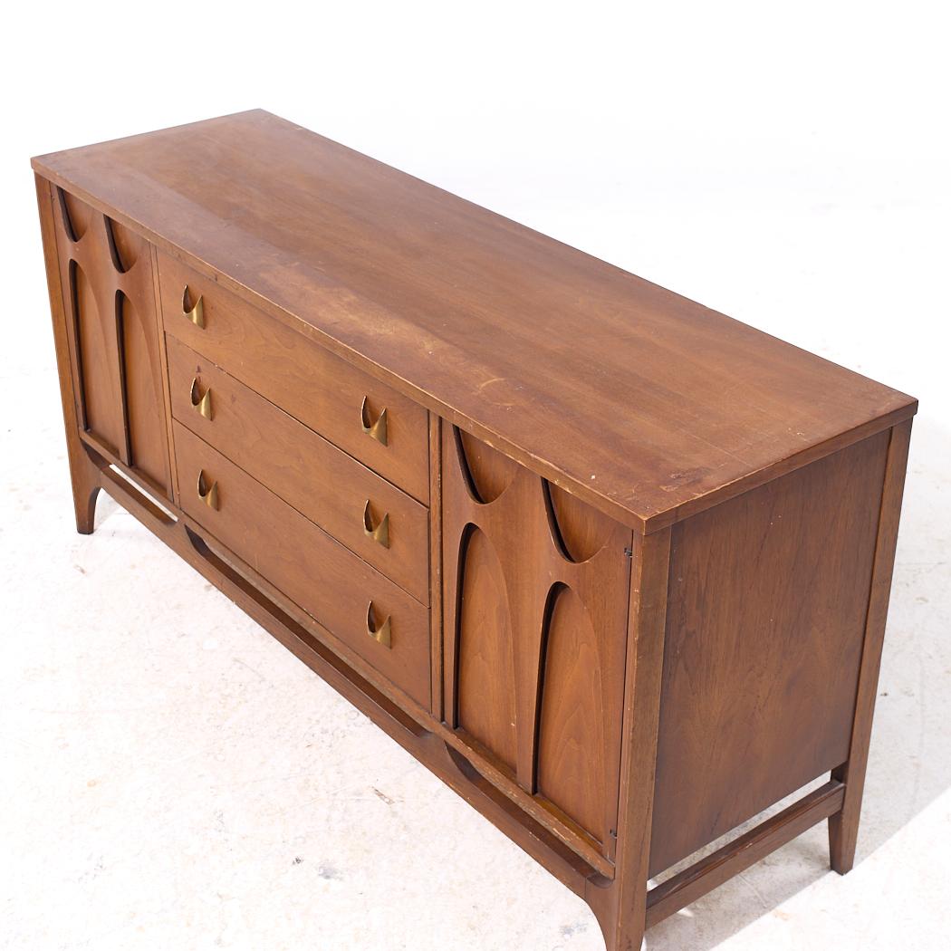 Late 20th Century Broyhill Brasilia Mid Century Walnut and Brass Credenza For Sale