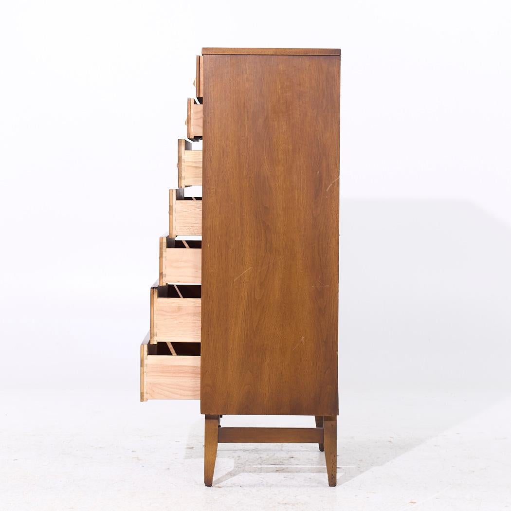 Broyhill Brasilia Mid Century Walnut and Brass Lingerie Chest In Good Condition For Sale In Countryside, IL
