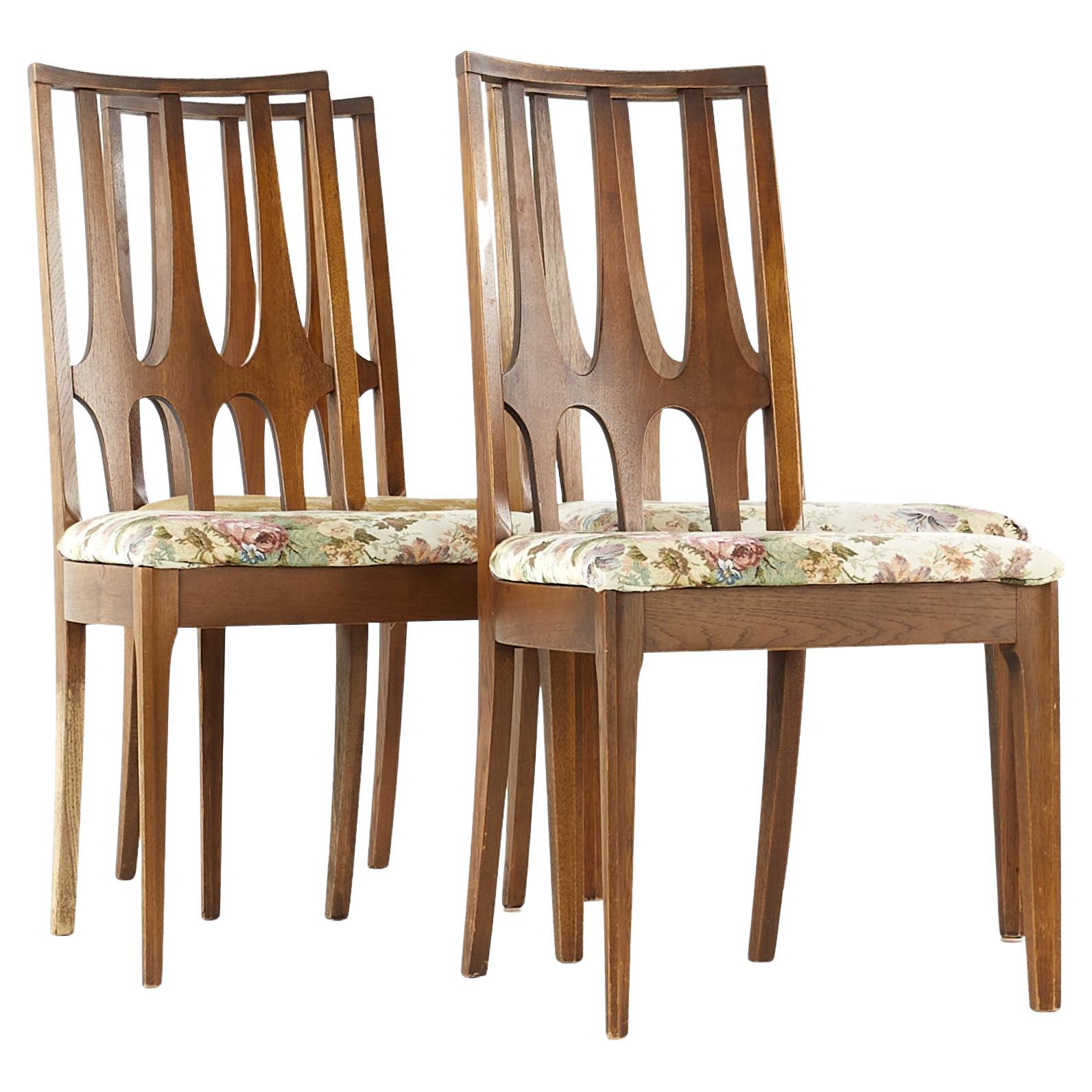 MidCentury Modern Broyhill Brasilia 614084 and 85 Single Splat Dining