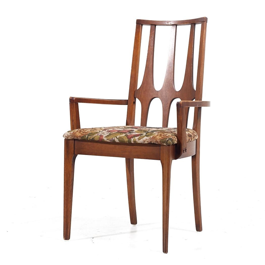 Broyhill Brasilia Chaises de salle à manger en noyer du milieu du siècle - Lot de 6 en vente 6