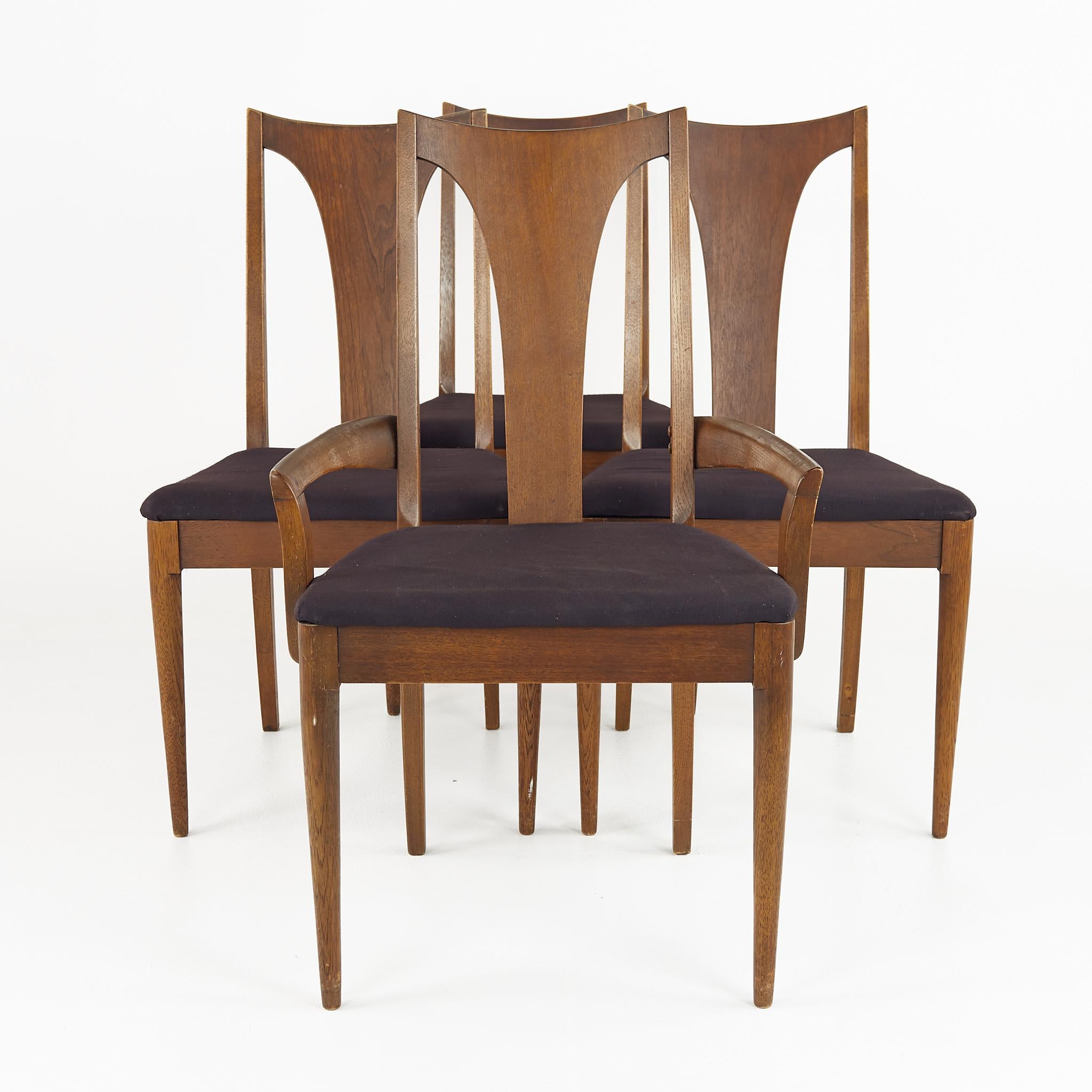 Broyhill Brasilia Mid Century Walnut Dining Chairs, Set of 6 In Good Condition In Countryside, IL