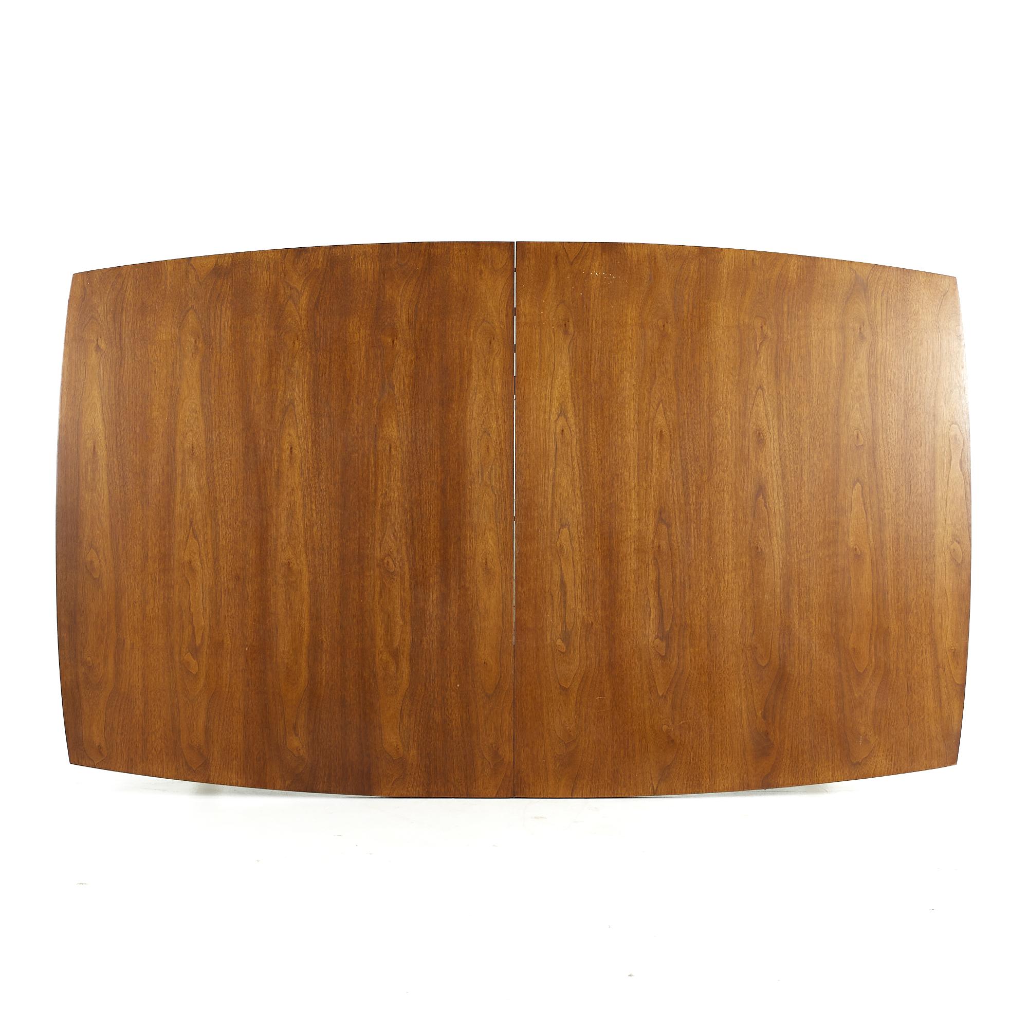 Late 20th Century Broyhill Brasilia Midcentury Walnut Dining Table with 1 Leaf For Sale