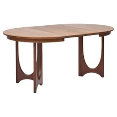 Broyhill Brasilia Mid Century Walnut Expanding Dining Table with 2 Leaves
