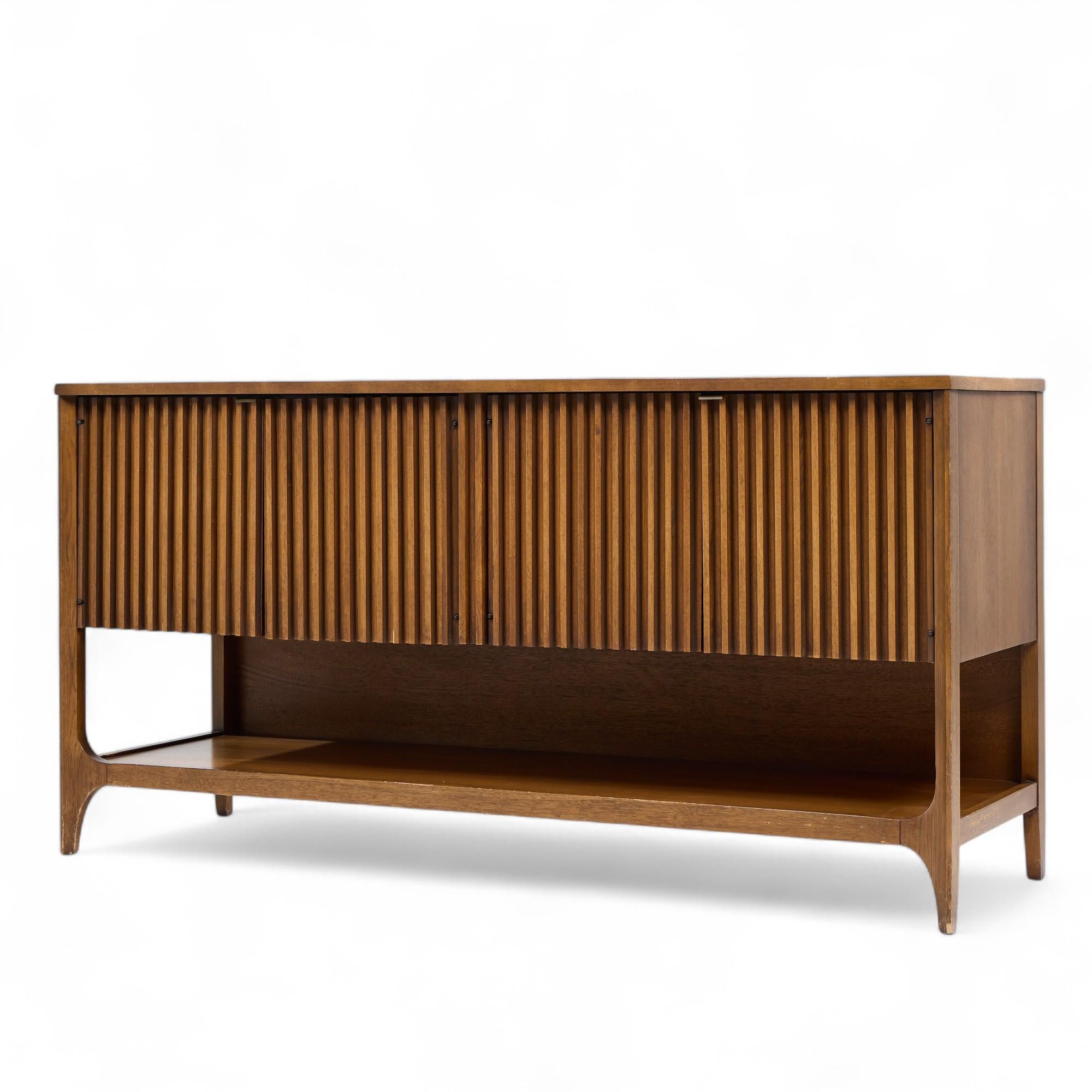 Mid-Century Modern Broyhill Brasilia Mid Century Walnut Fluted Credenza For Sale