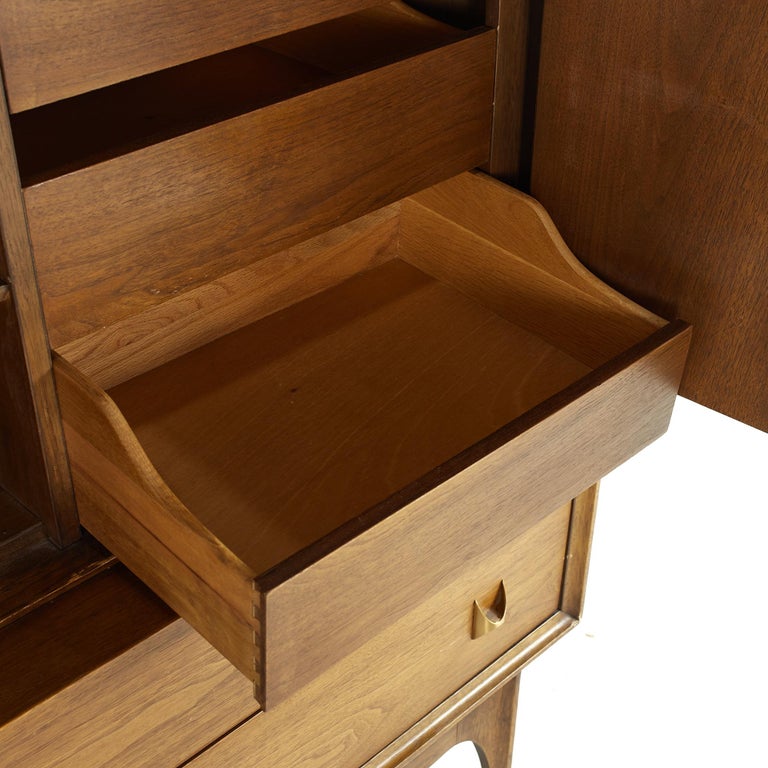 Broyhill Brasilia Midcentury Walnut Gentleman's Chest For Sale at 1stDibs